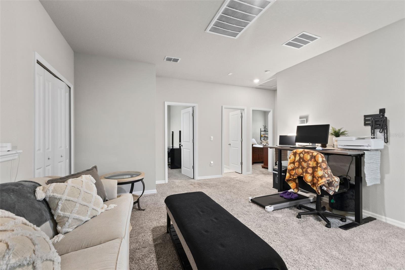 5315 LOS ROBLES CT