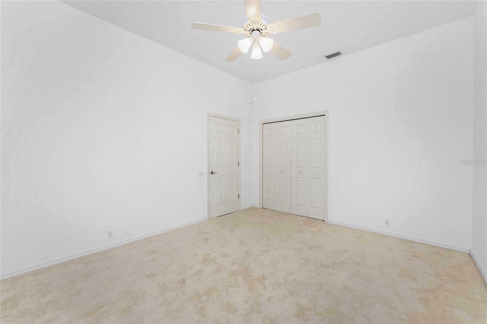 6730 GREENVIEW LN