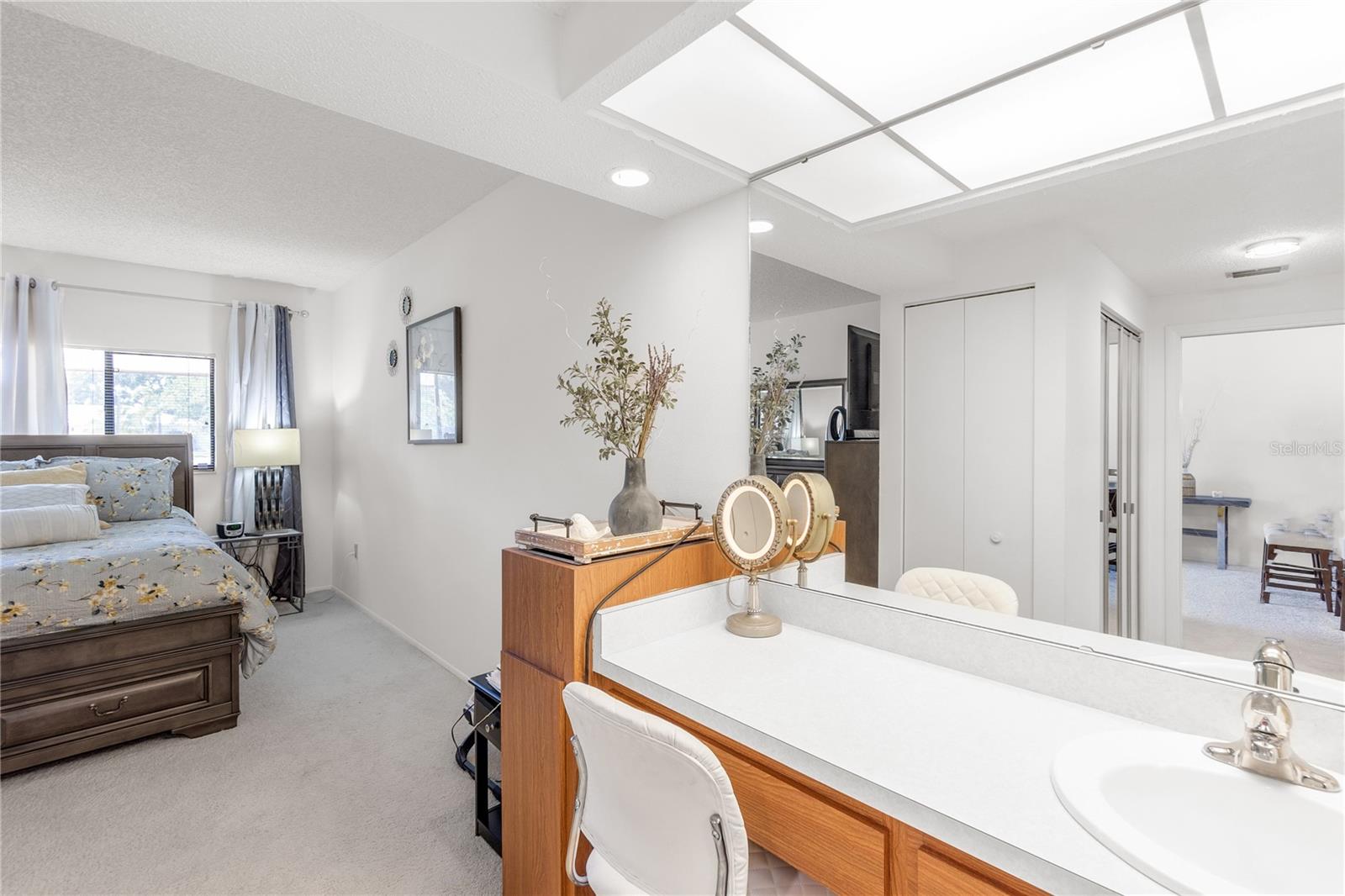 7218 CLOISTER DR #7218