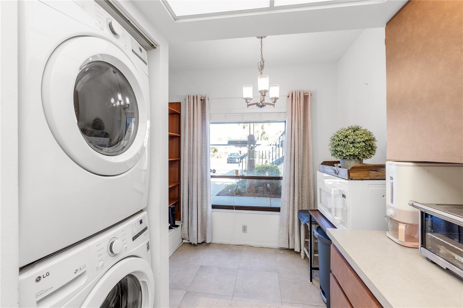 7218 CLOISTER DR #7218