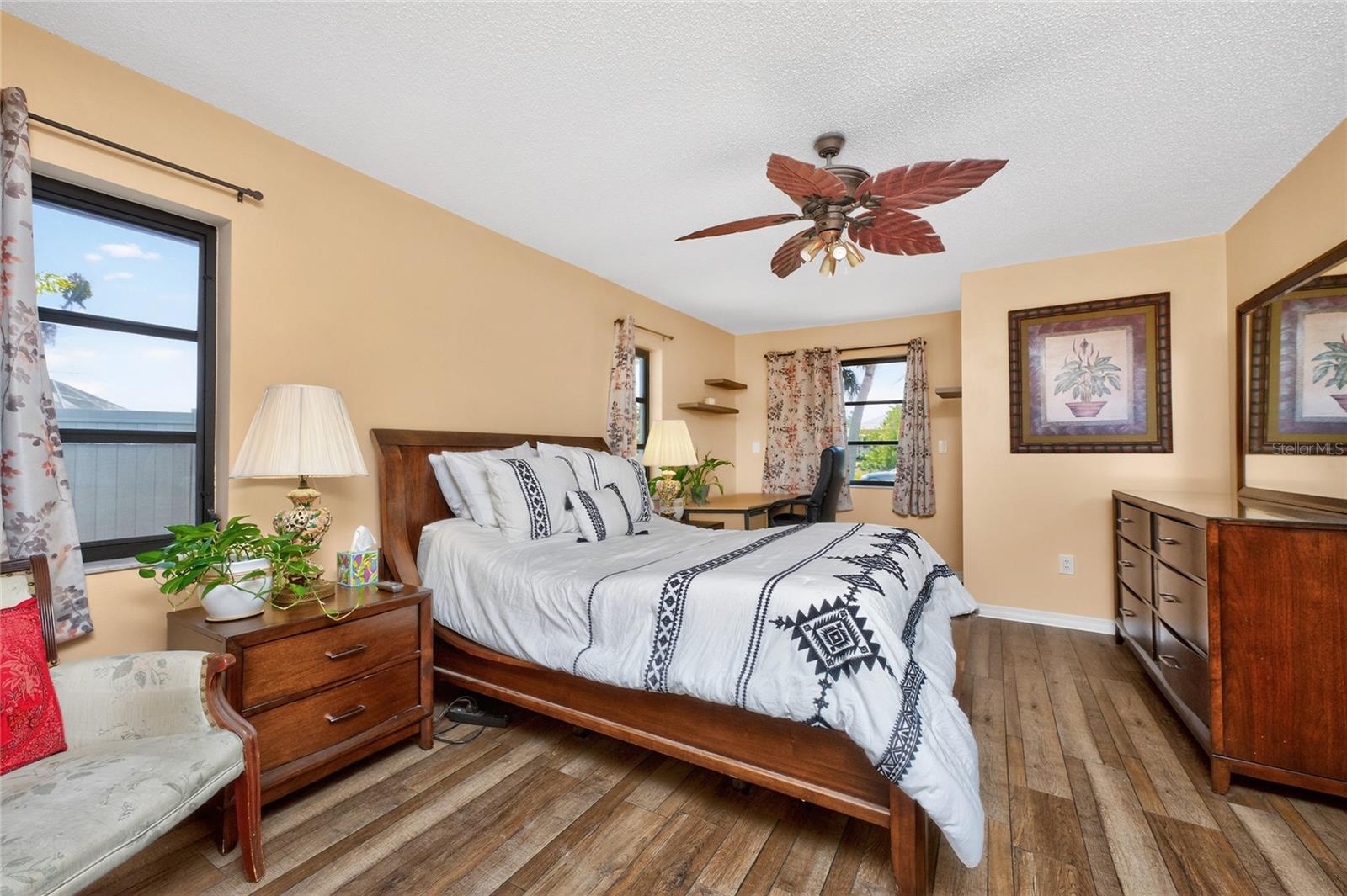 9340 SAINT CATHERINE AVE