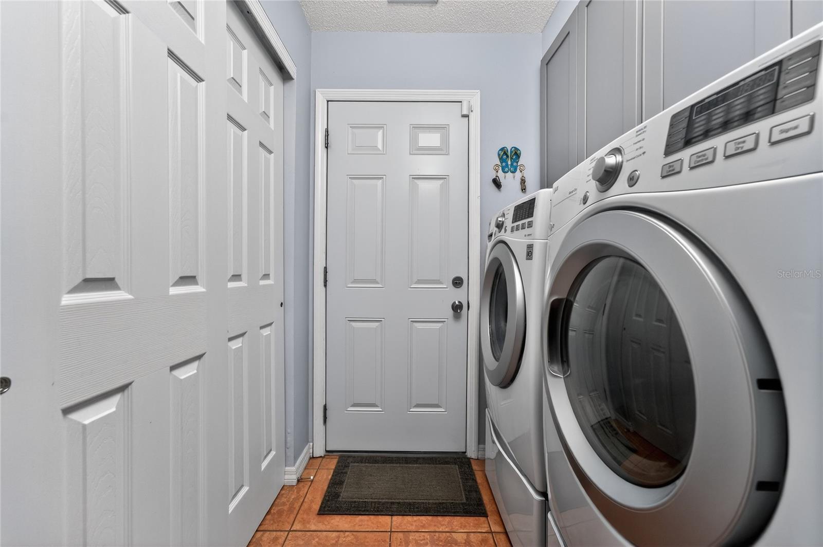 9340 SAINT CATHERINE AVE