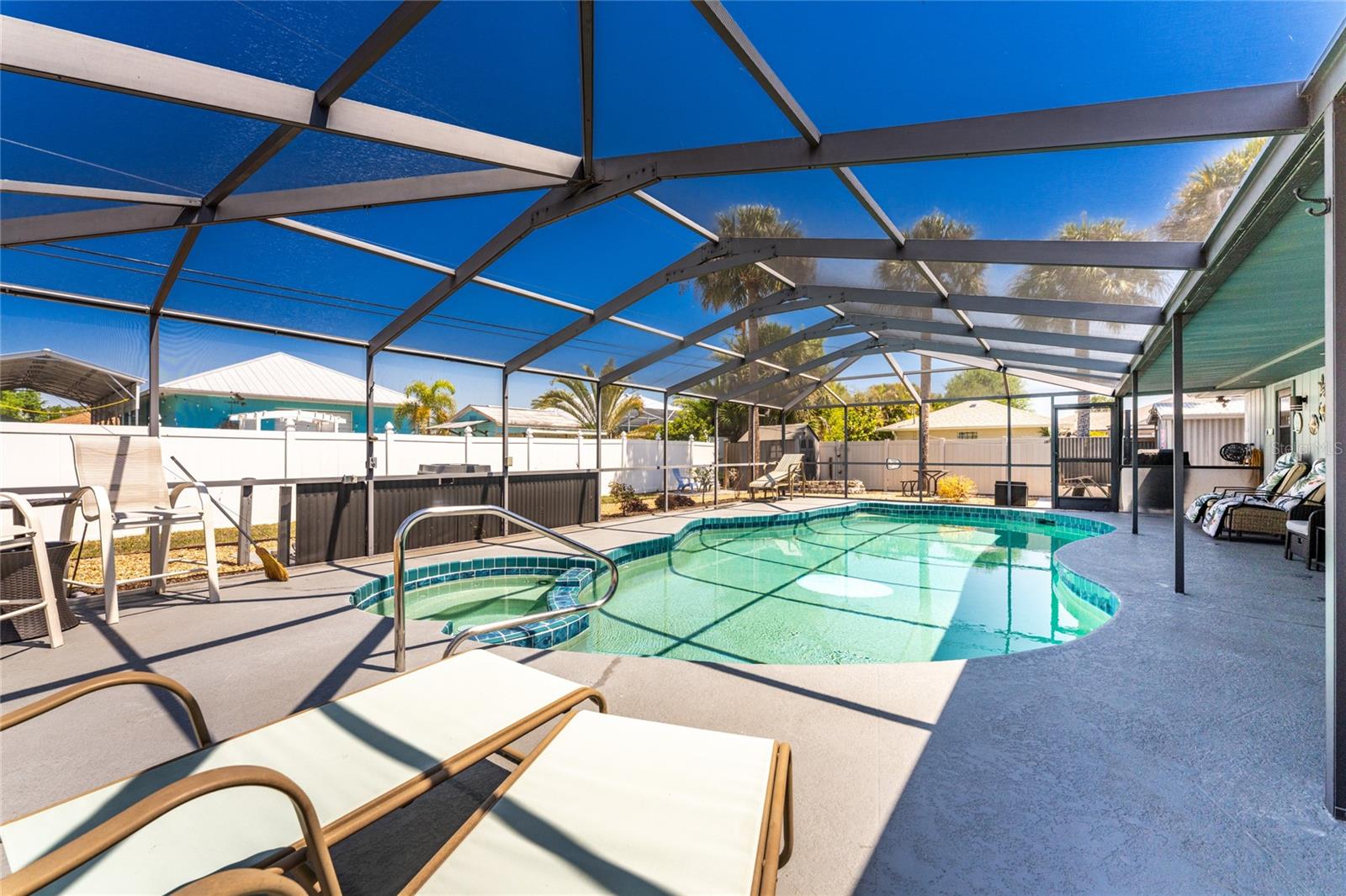 9340 SAINT CATHERINE AVE