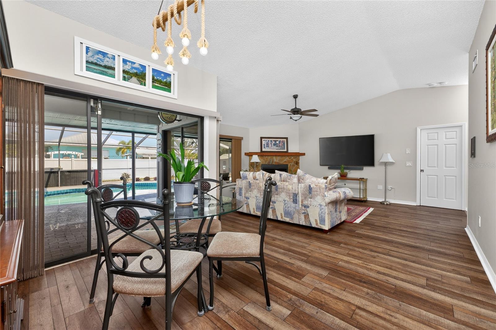 9340 SAINT CATHERINE AVE