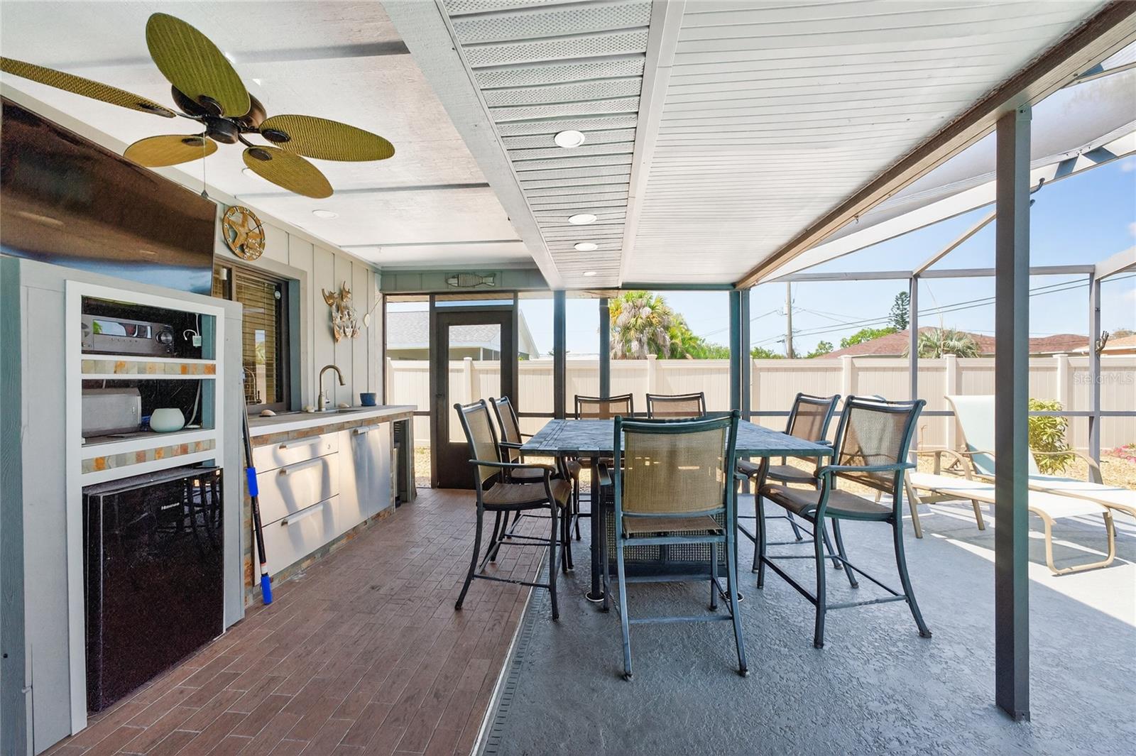 9340 SAINT CATHERINE AVE