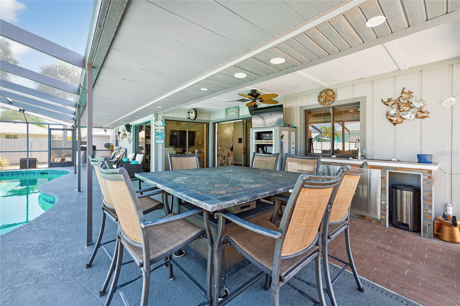 9340 SAINT CATHERINE AVE