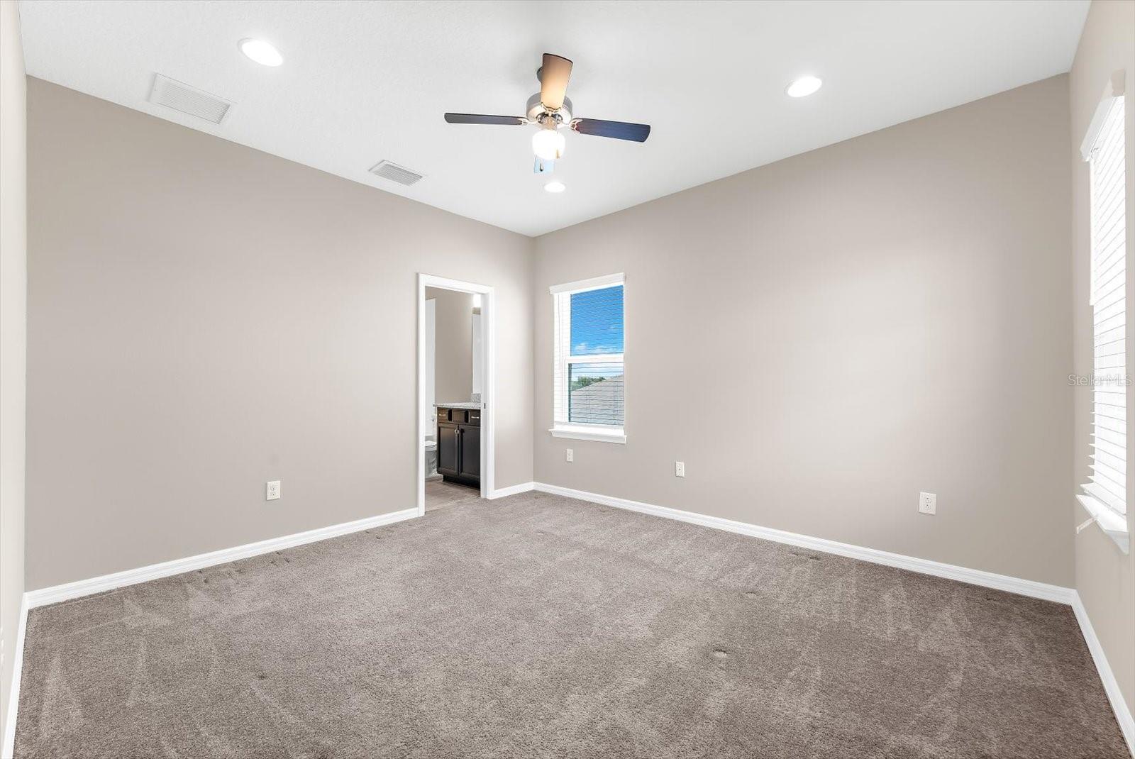 5633 MAIDENSTONE WAY