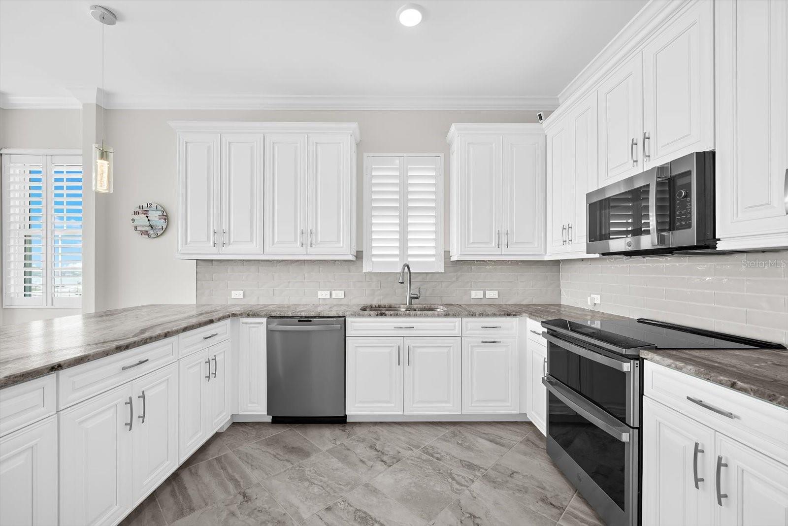 507 TAMIAMI TRL N #602