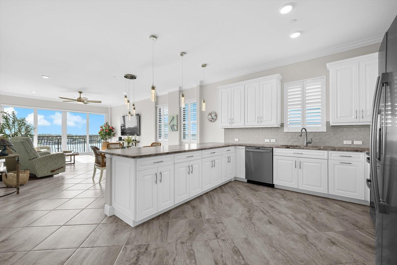 507 TAMIAMI TRL N #602