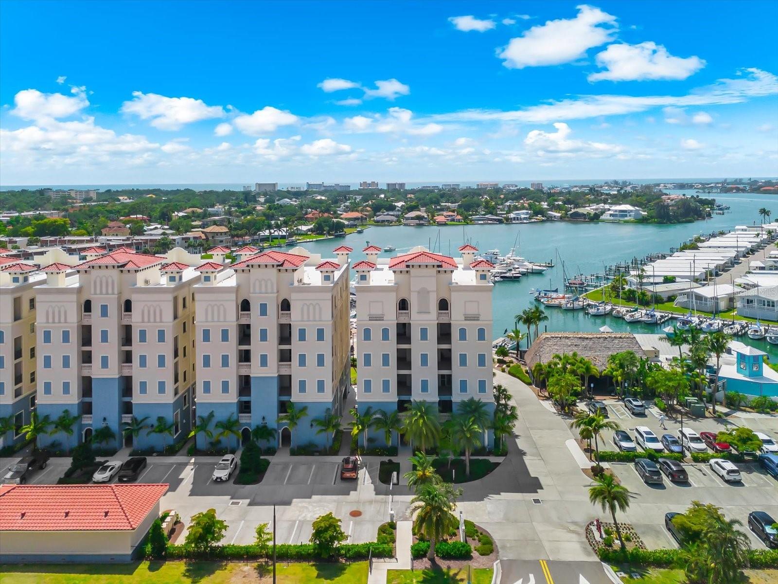 507 TAMIAMI TRL N #602