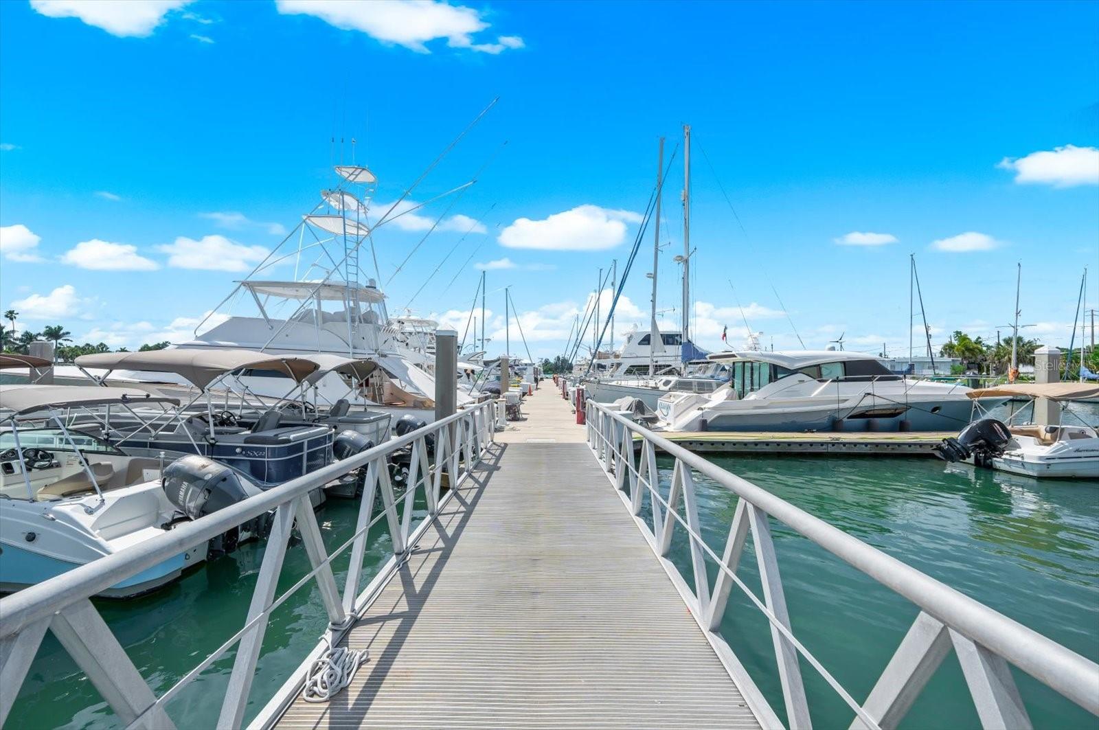 507 TAMIAMI TRL N #602
