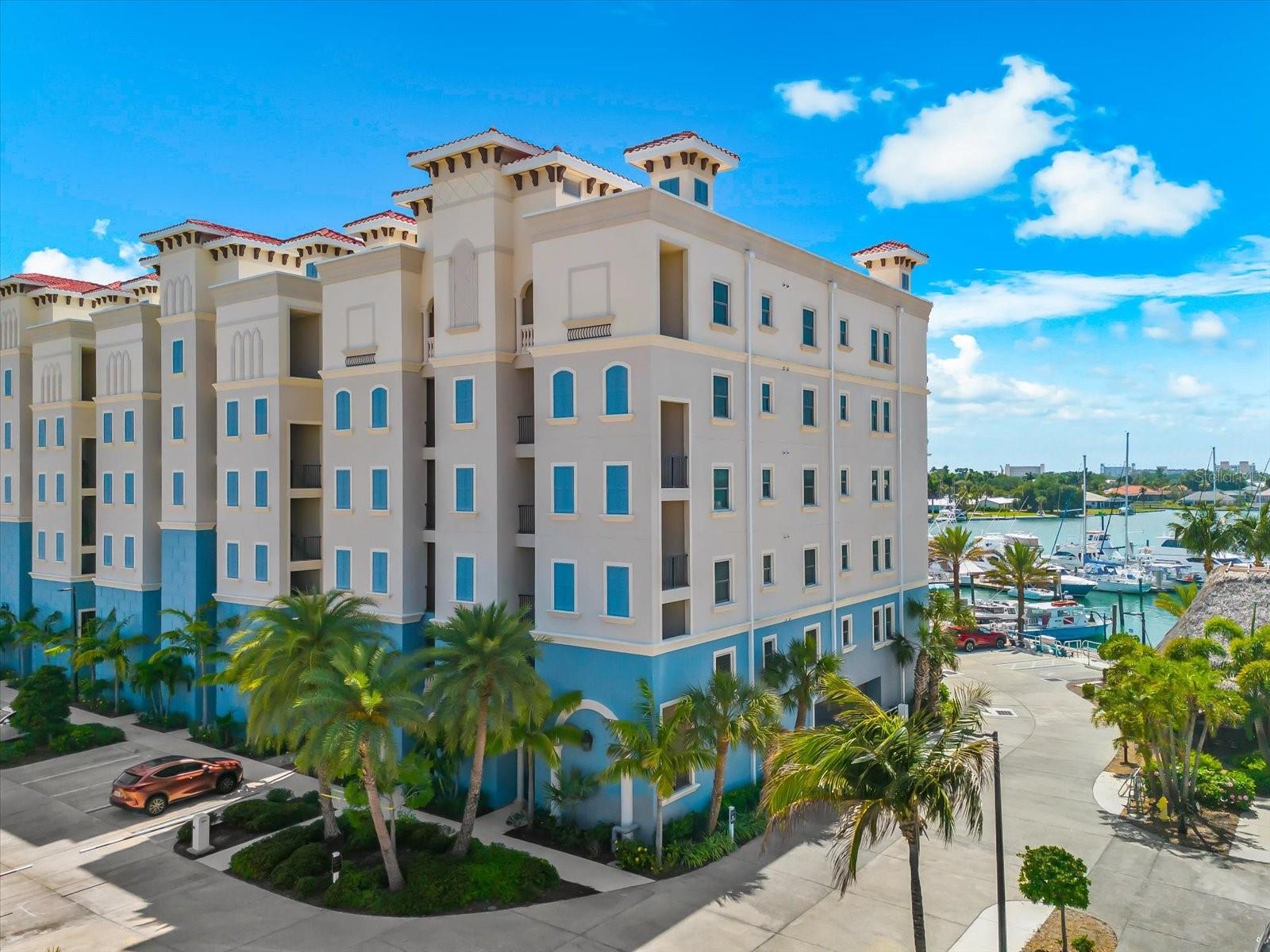 507 TAMIAMI TRL N #602