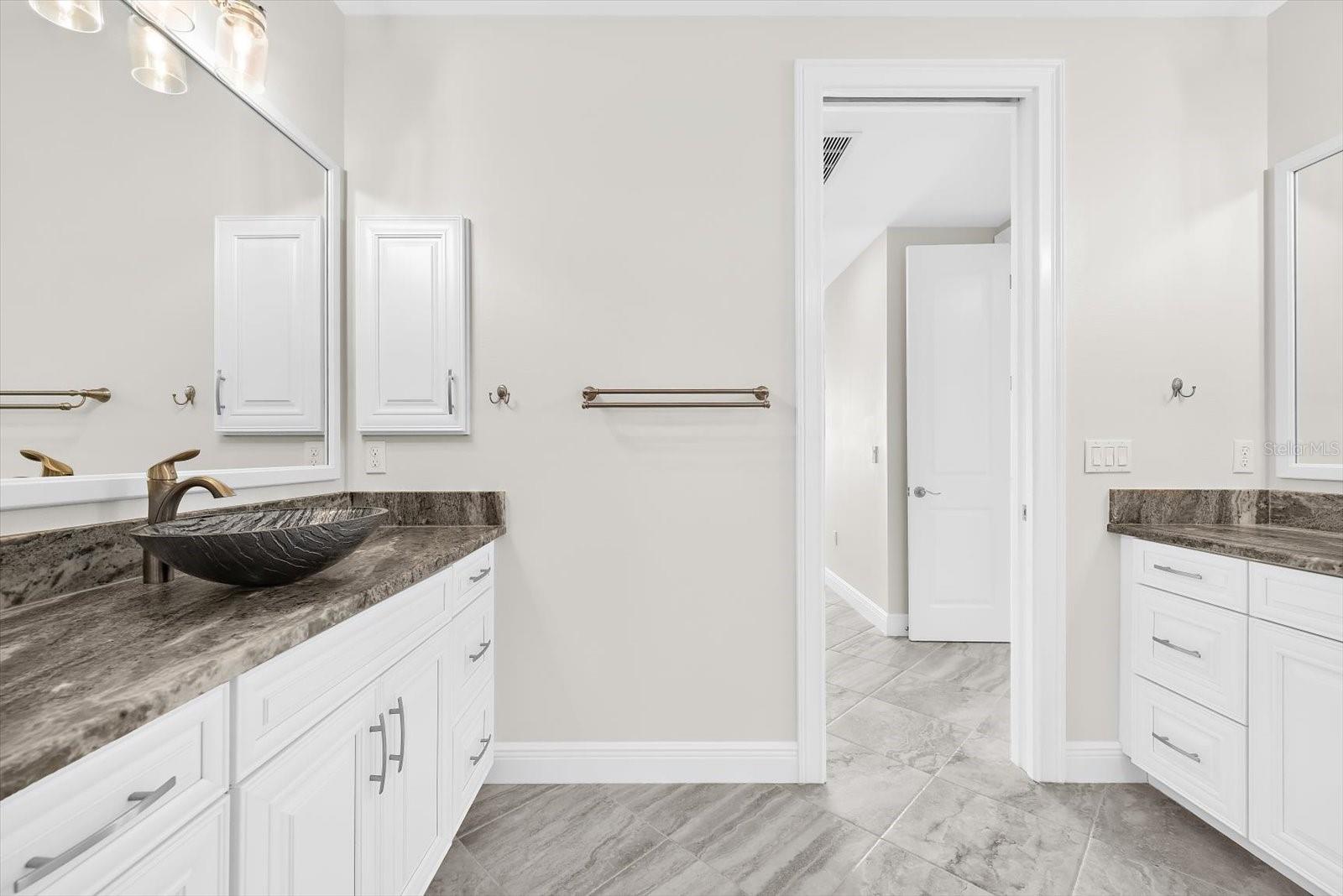 507 TAMIAMI TRL N #602