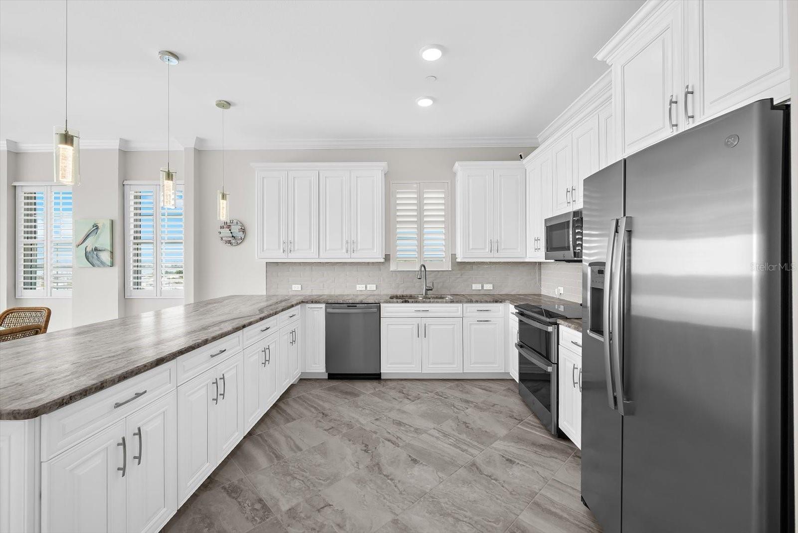 507 TAMIAMI TRL N #602