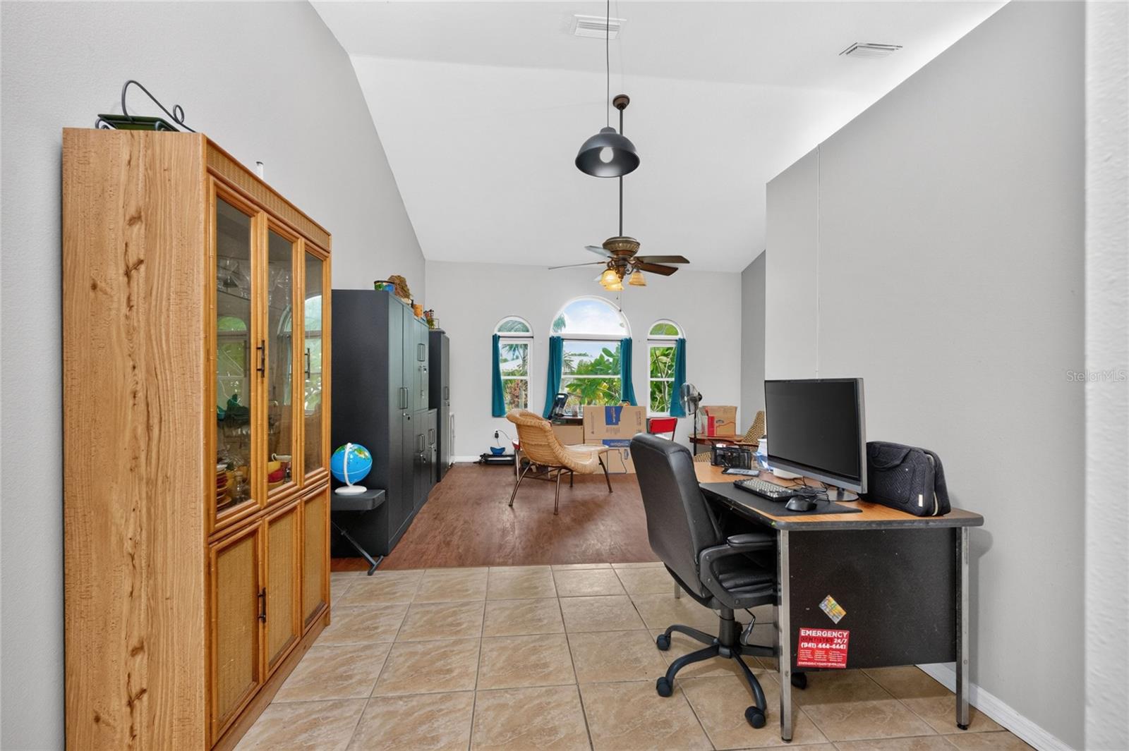 2466 NEWBURY ST