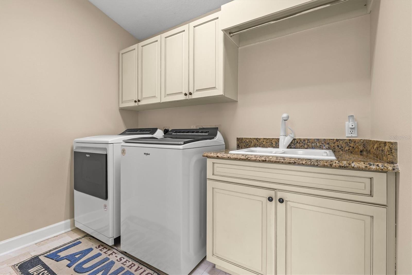 1859 FISH HATCHERY CT