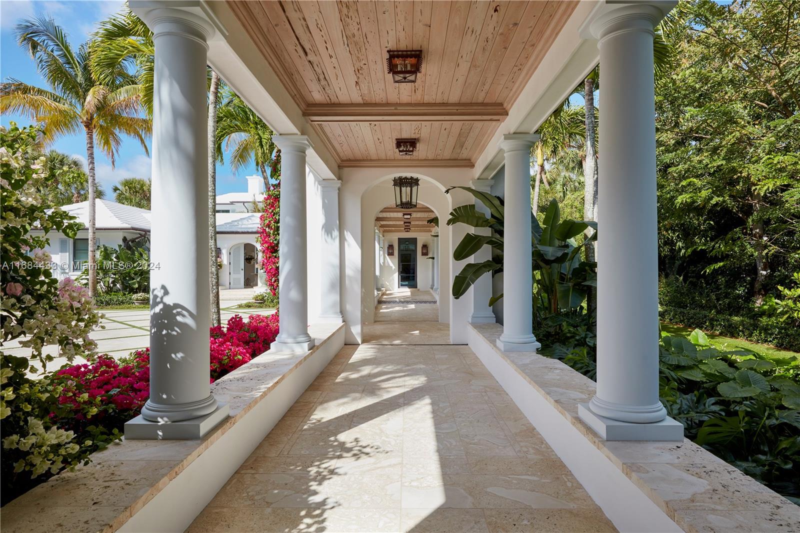320 S Beach Rd