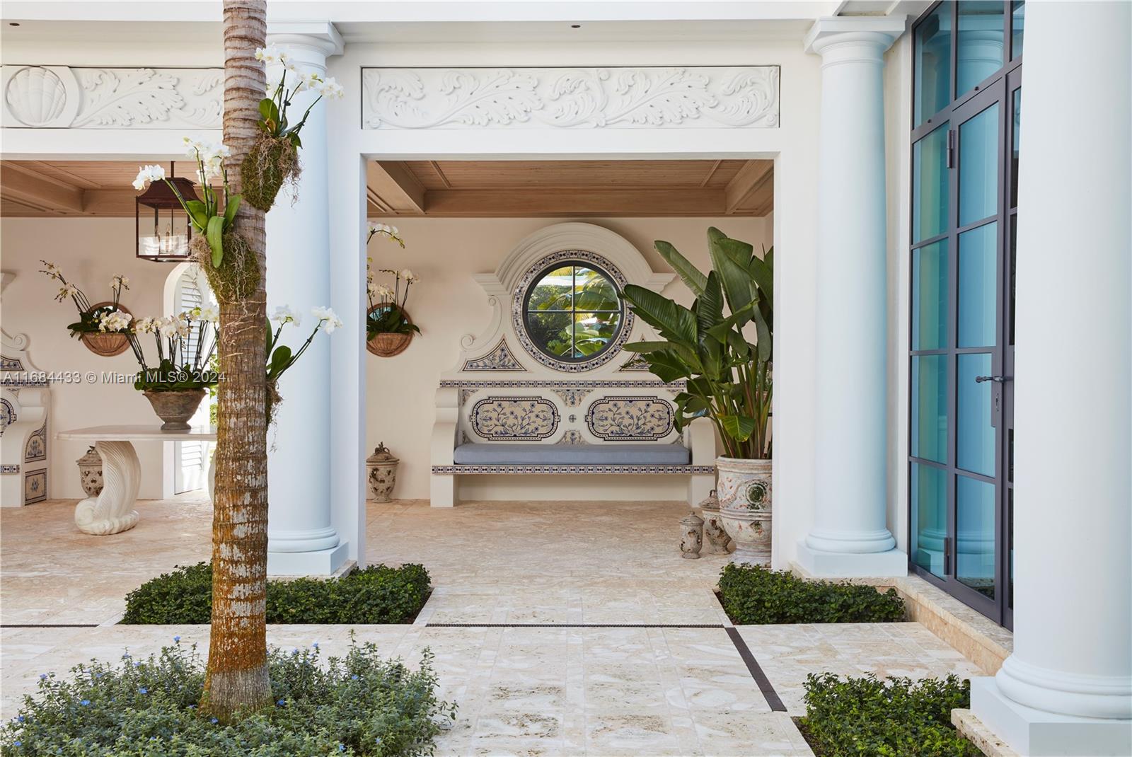 320 S Beach Rd