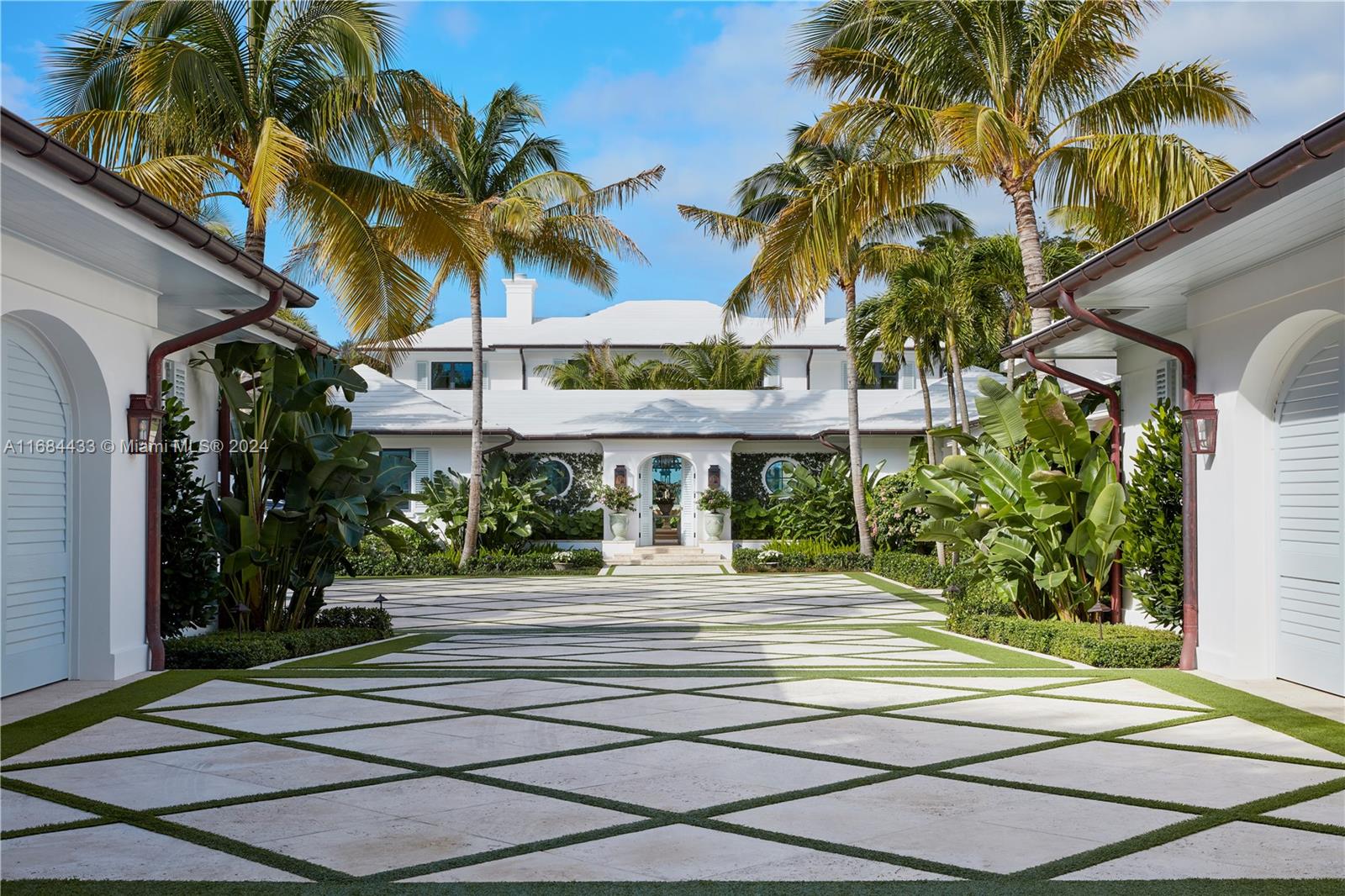 320 S Beach Rd