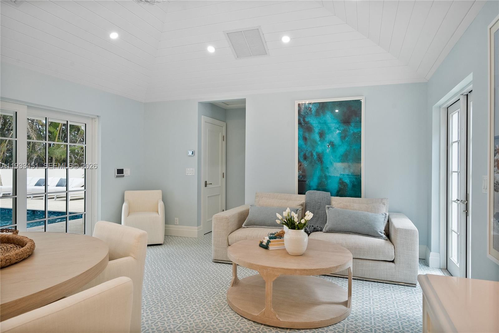 43 N Beach Rd