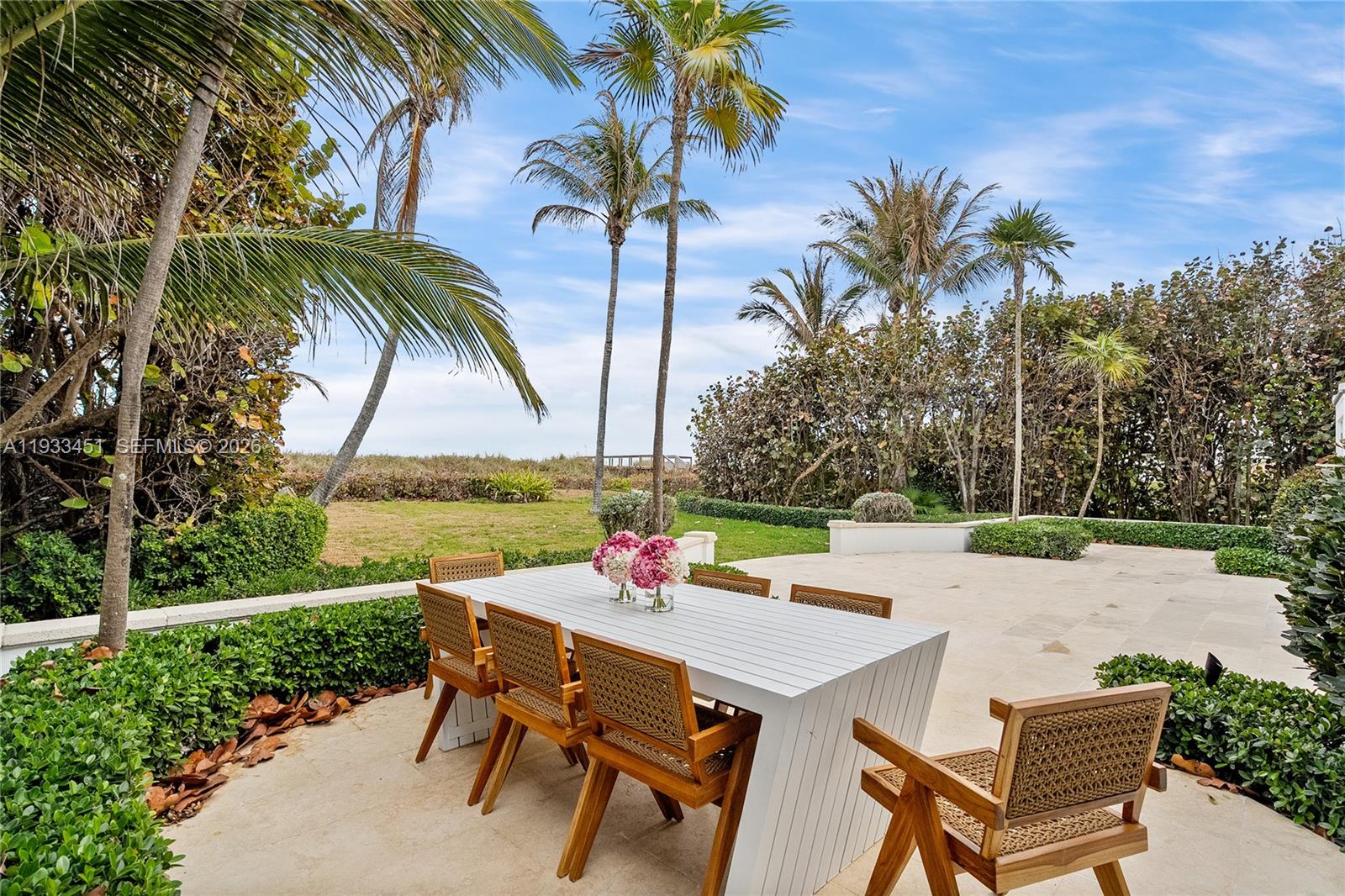 43 N Beach Rd