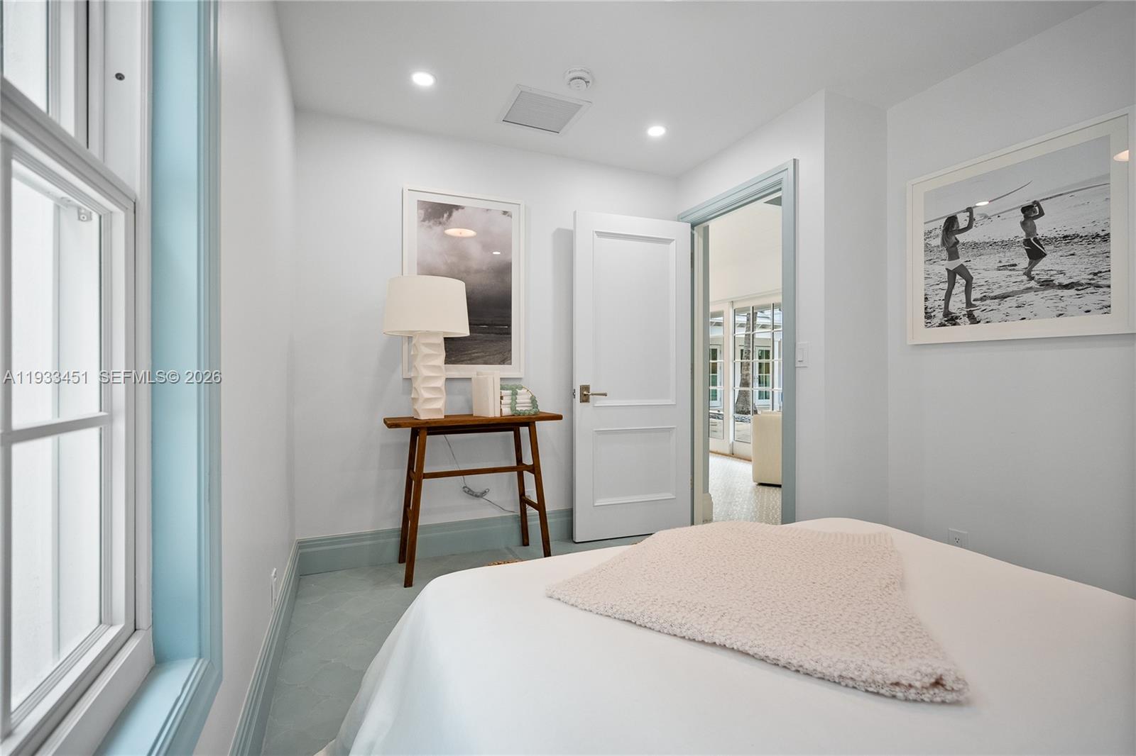 43 N Beach Rd