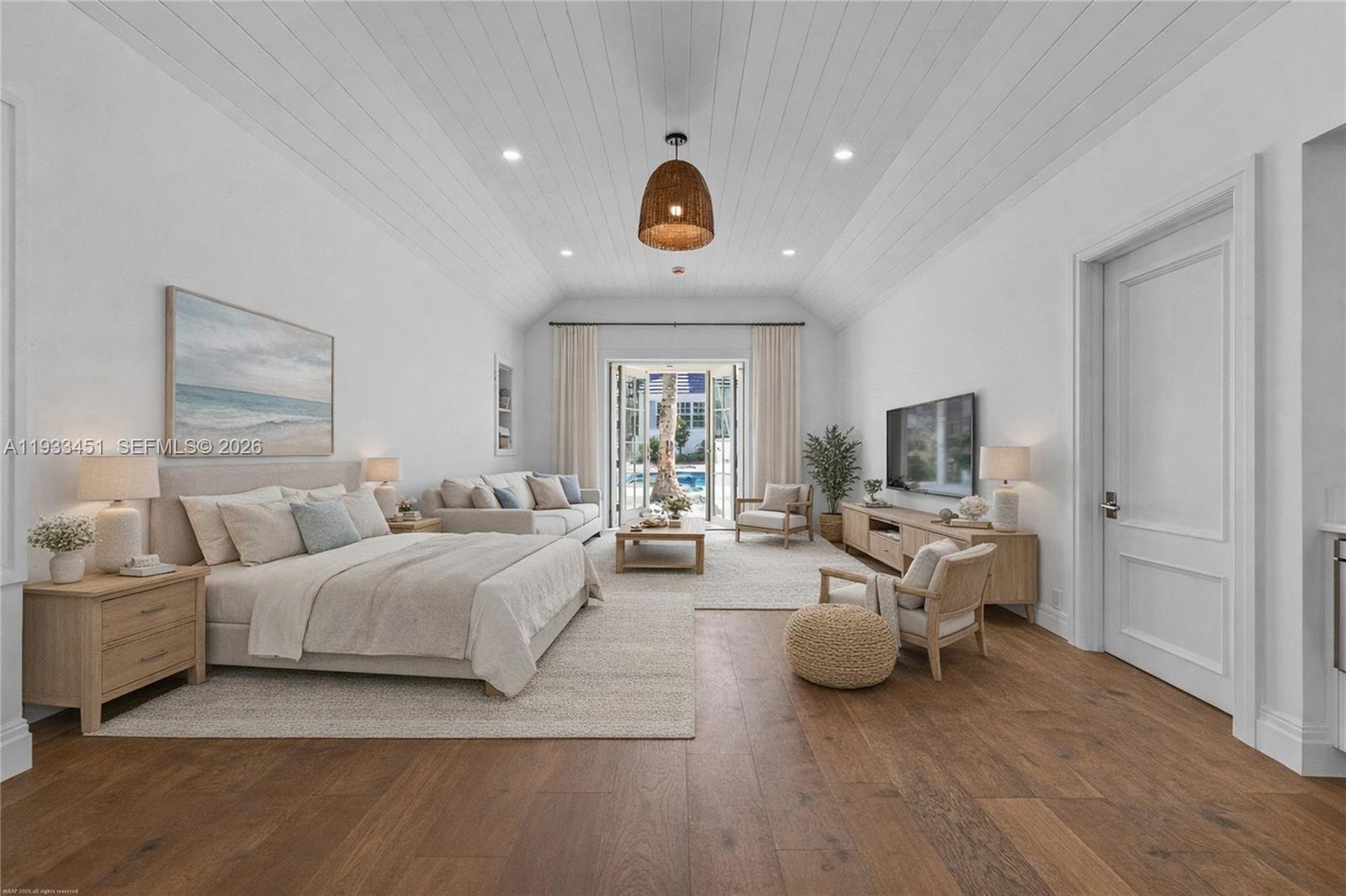 43 N Beach Rd