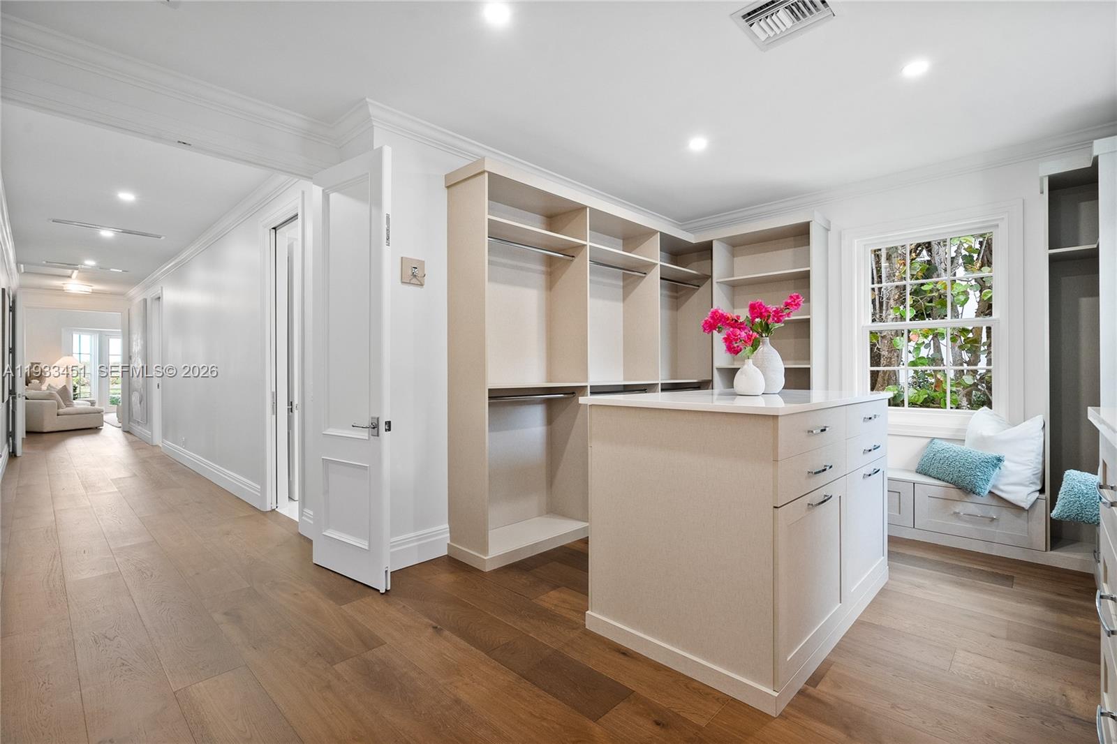 43 N Beach Rd