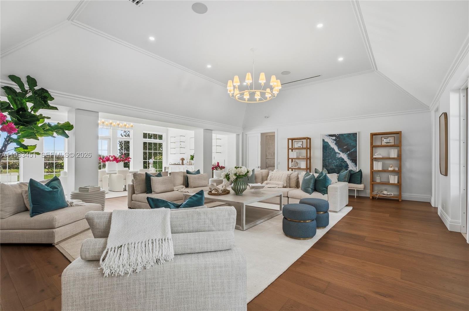 43 N Beach Rd
