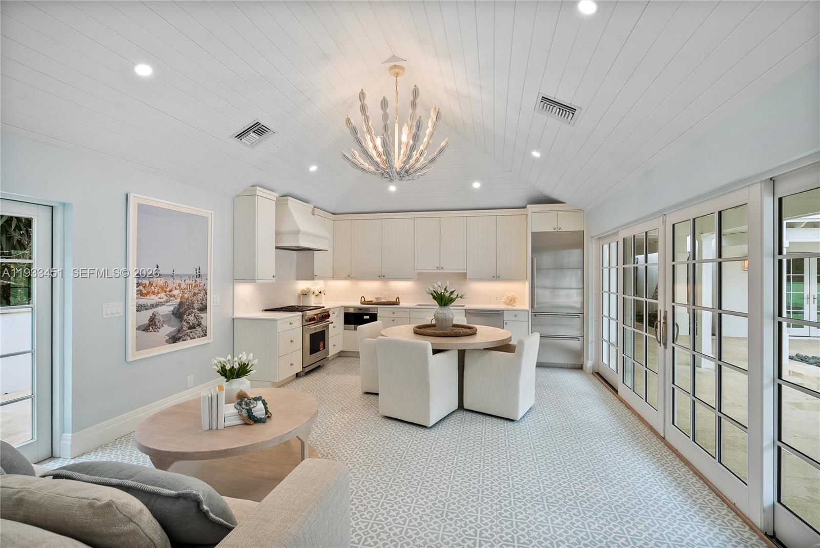 43 N Beach Rd