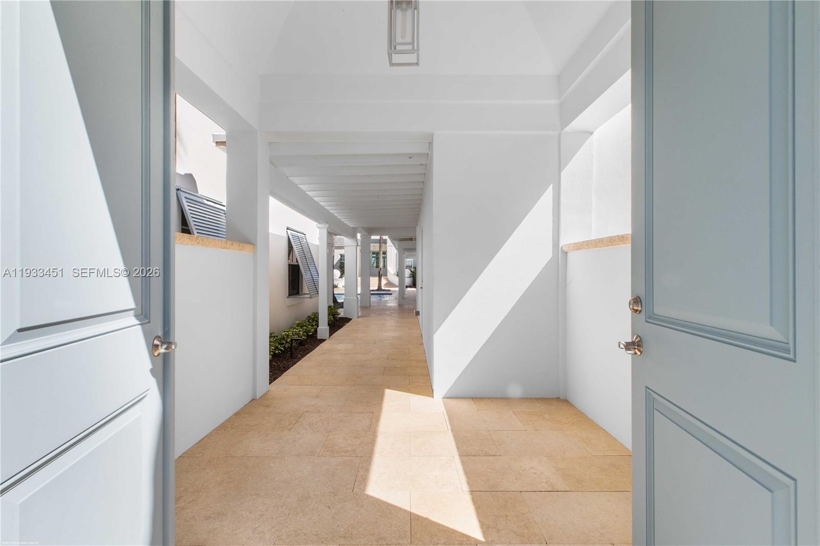 43 N Beach Rd