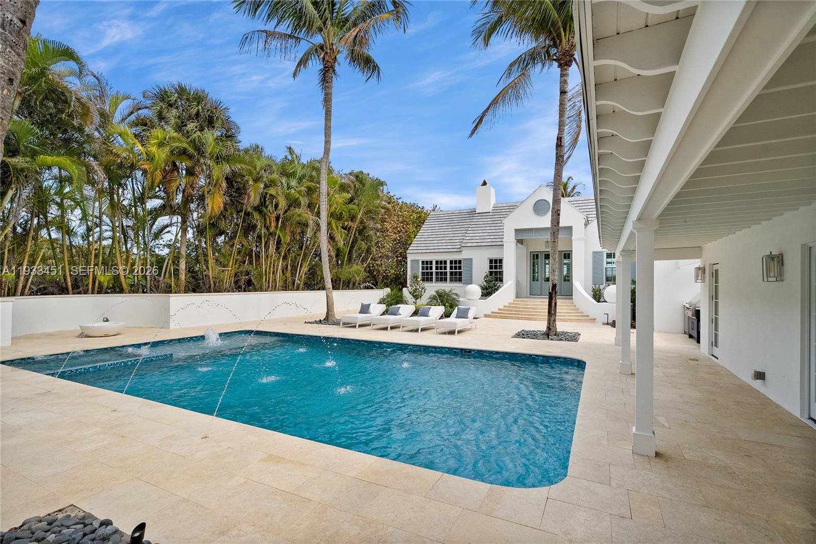 43 N Beach Rd