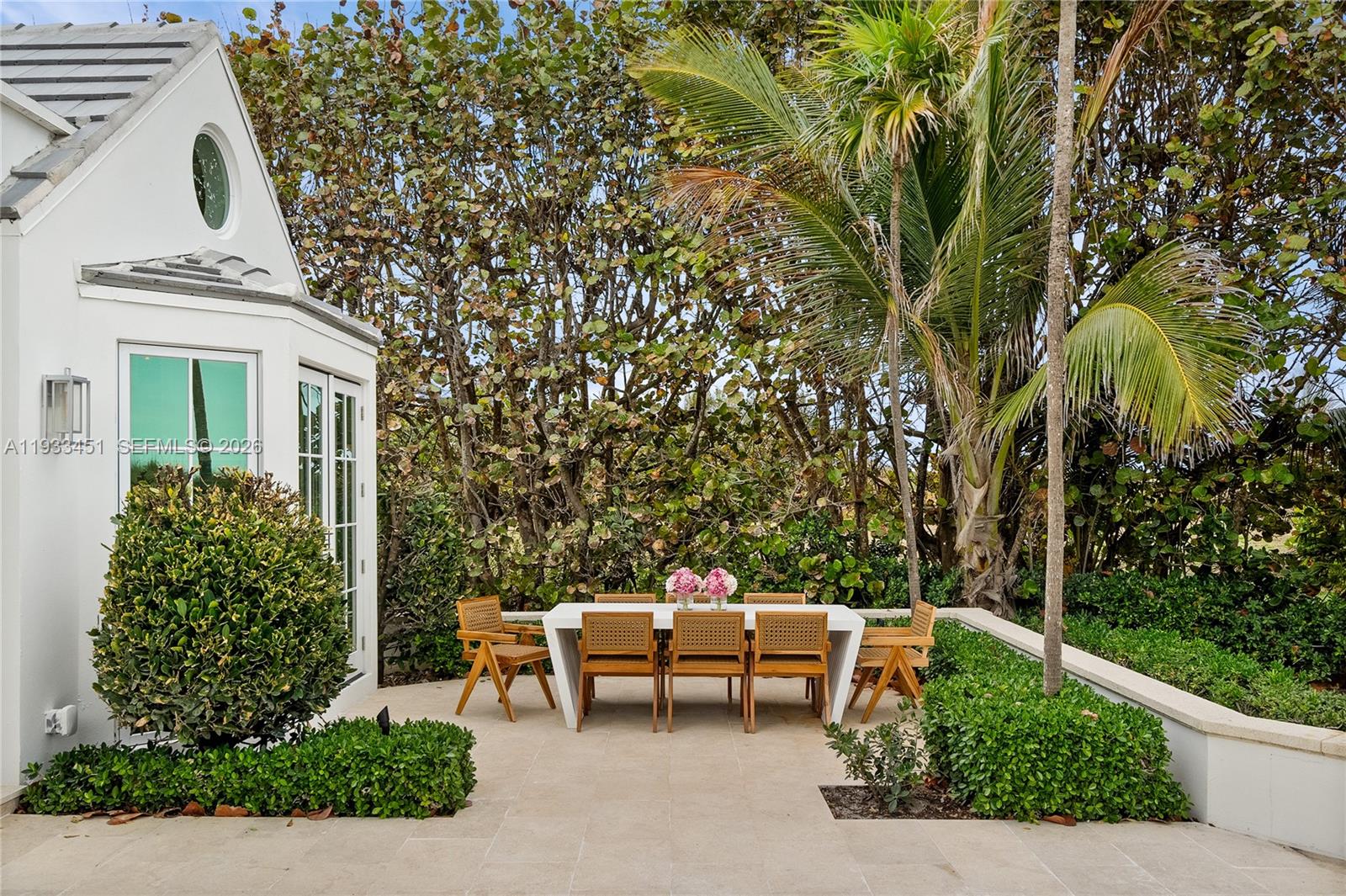 43 N Beach Rd