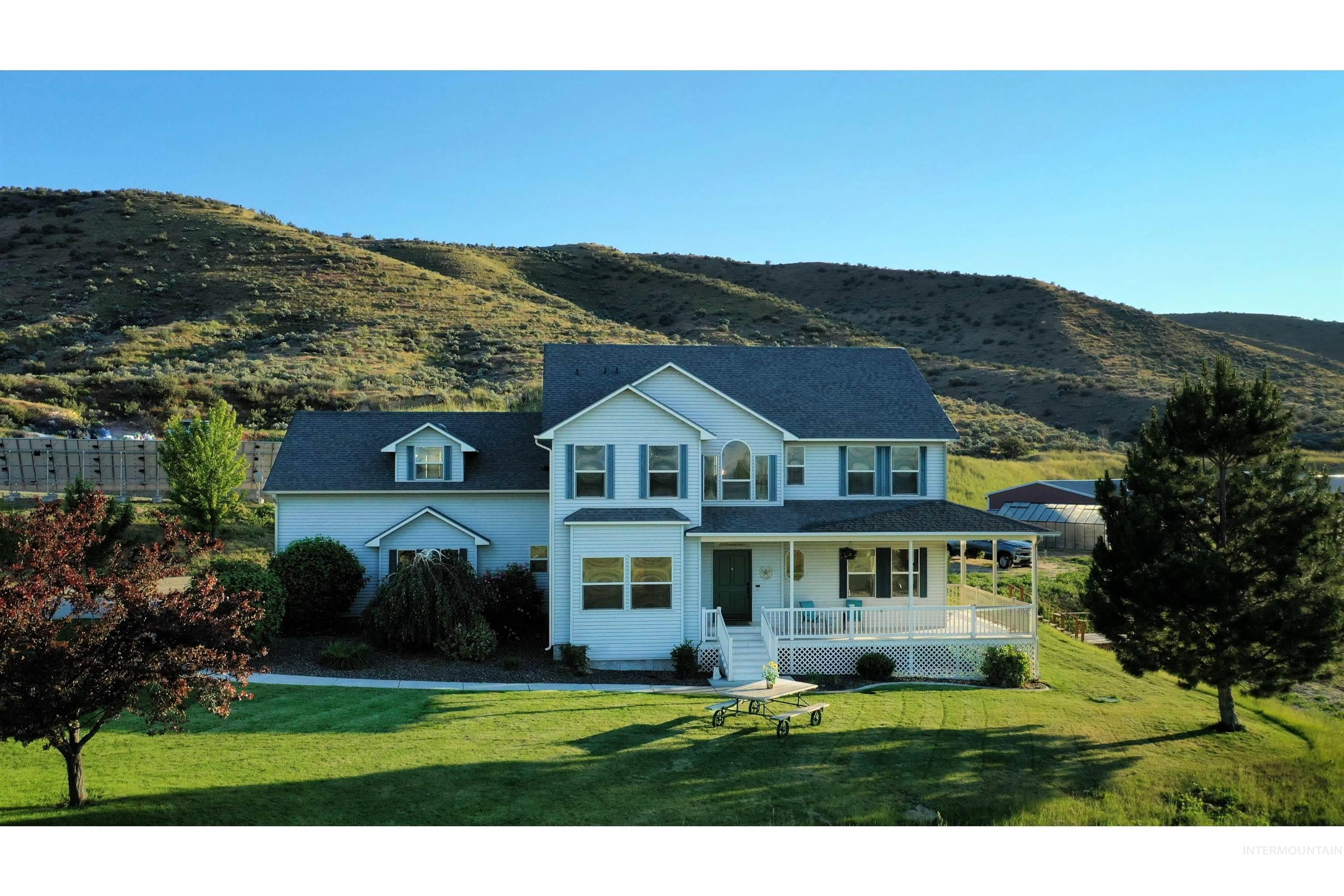 7055 Horse Haven Lane
