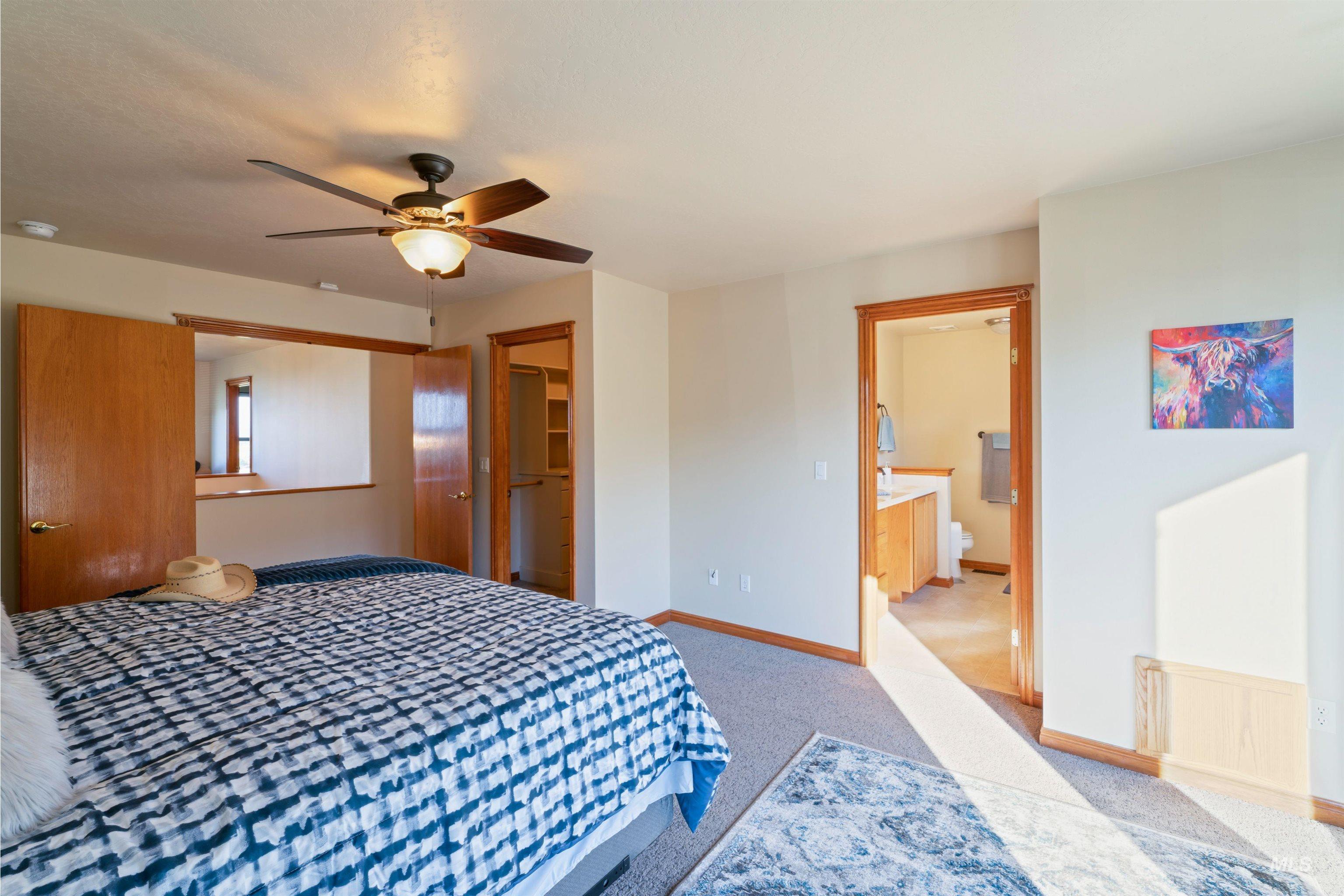 7055 Horse Haven Lane