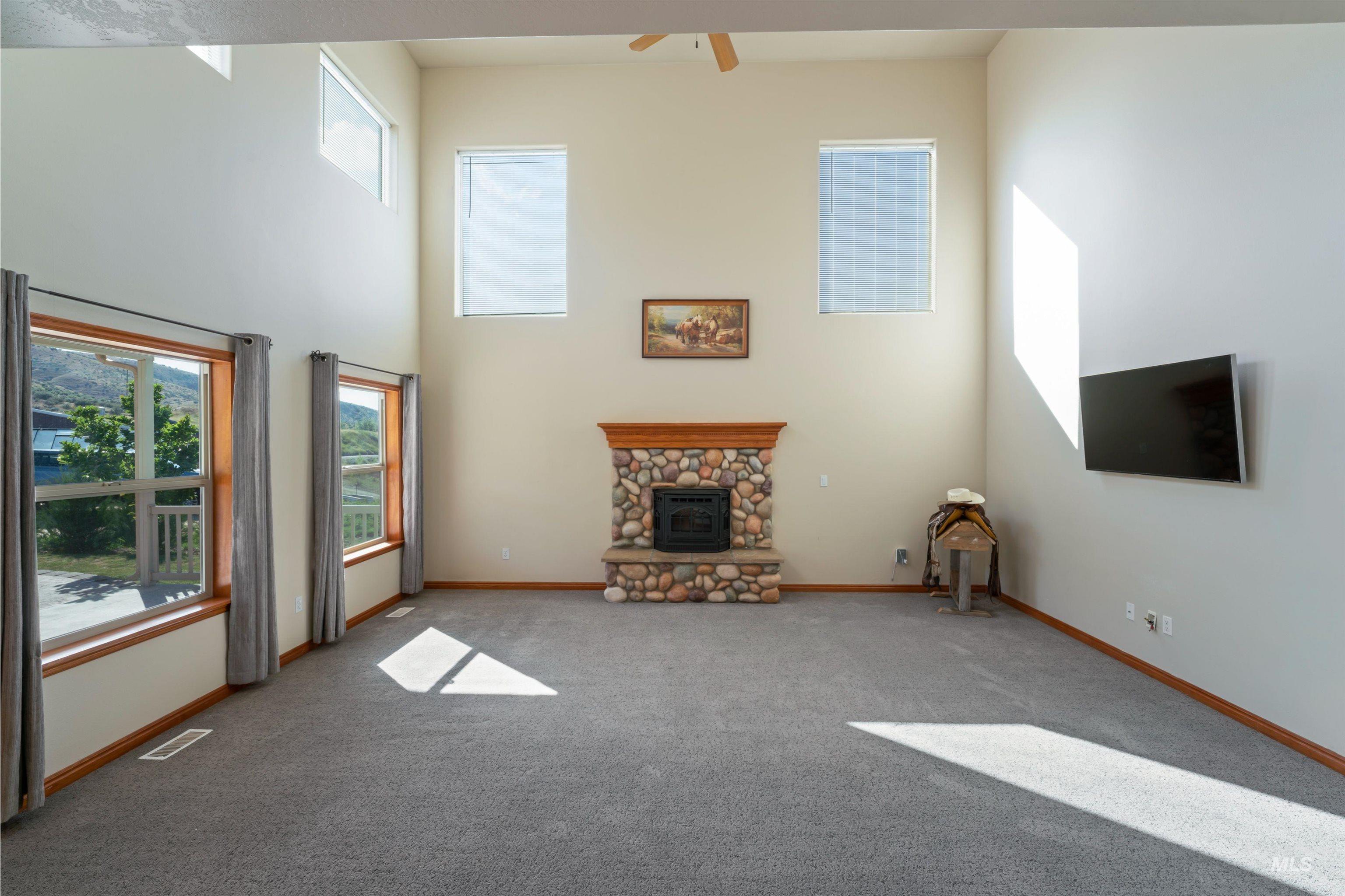 7055 Horse Haven Lane