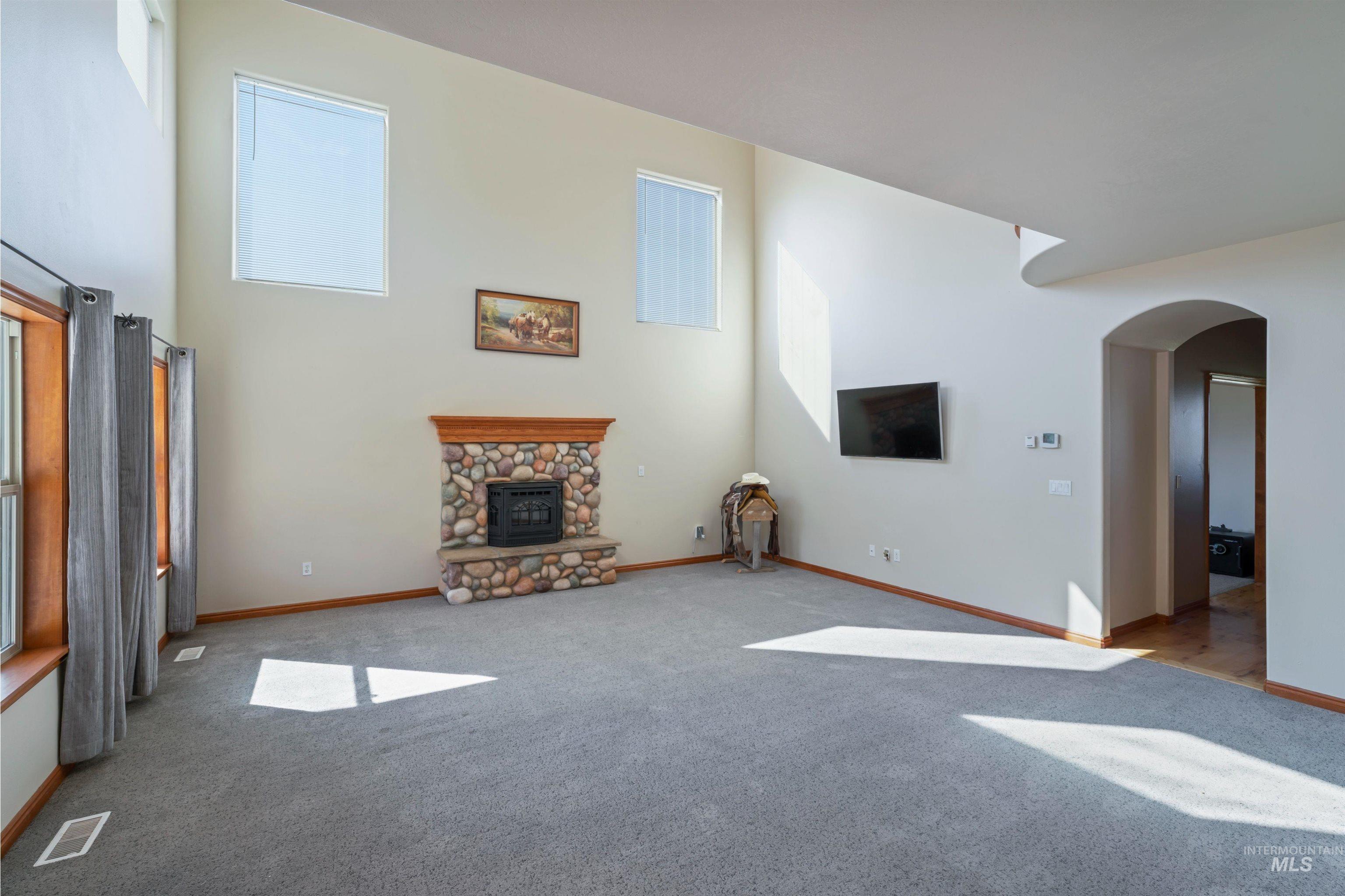 7055 Horse Haven Lane