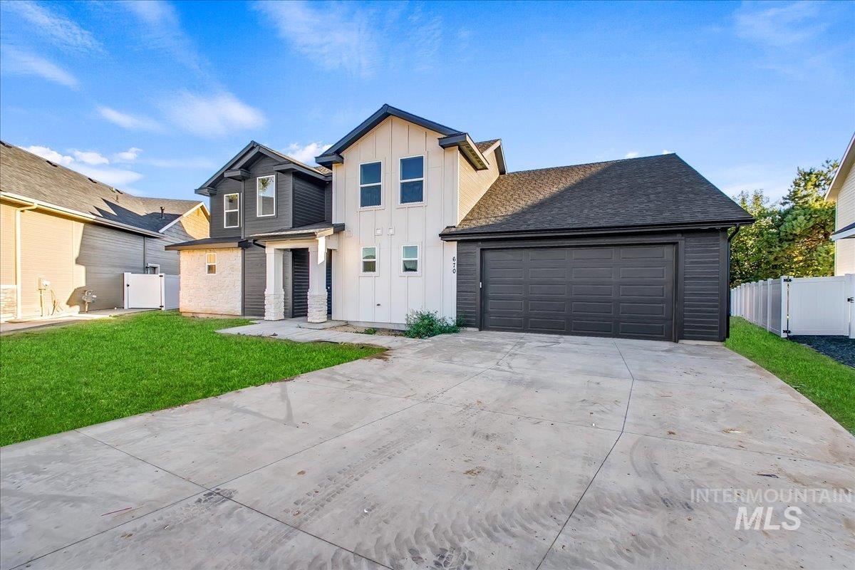 670 S Spoonbill Ave