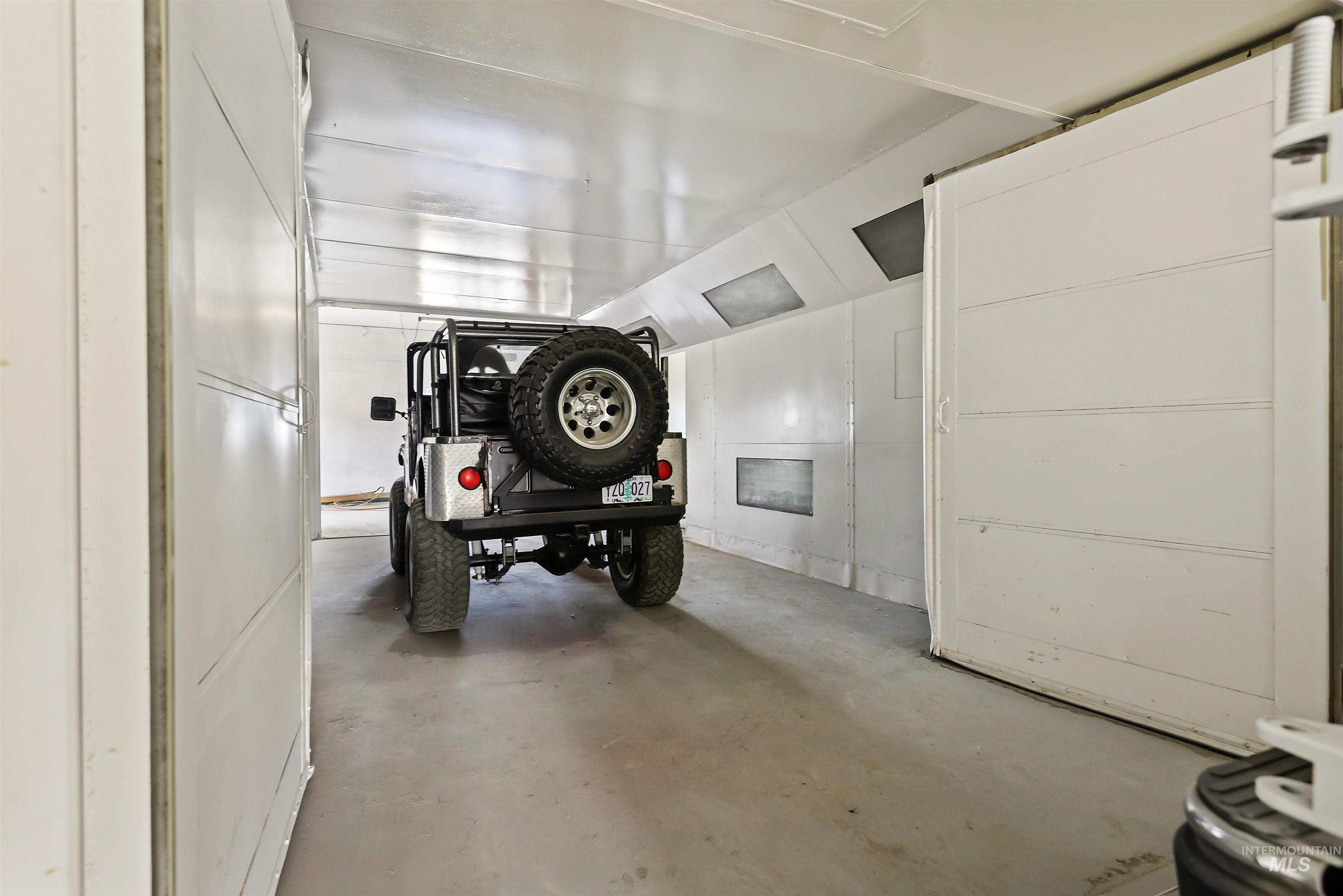 22553 Old Highway 30