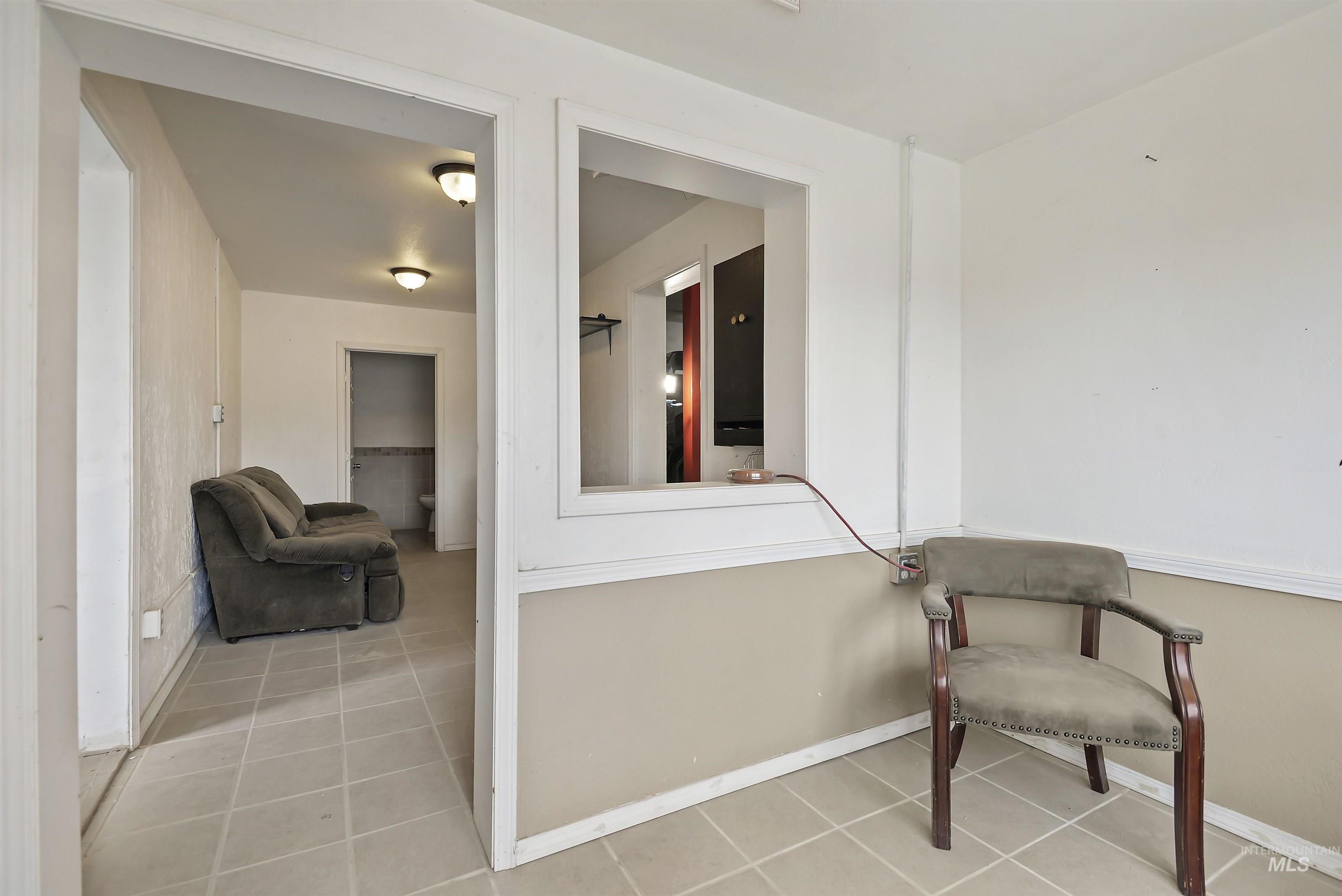 22553 Old Highway 30