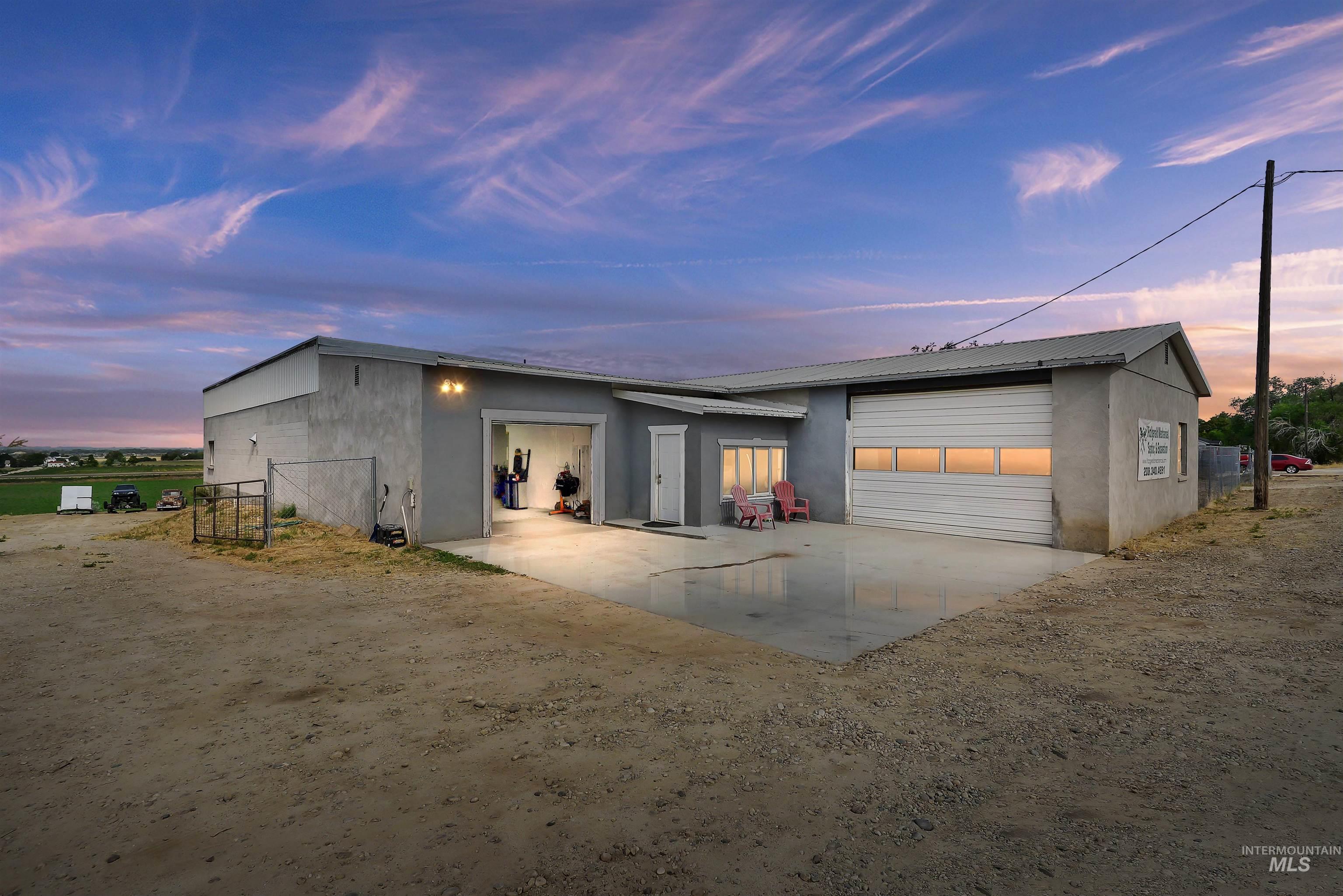 22553 Old Highway 30