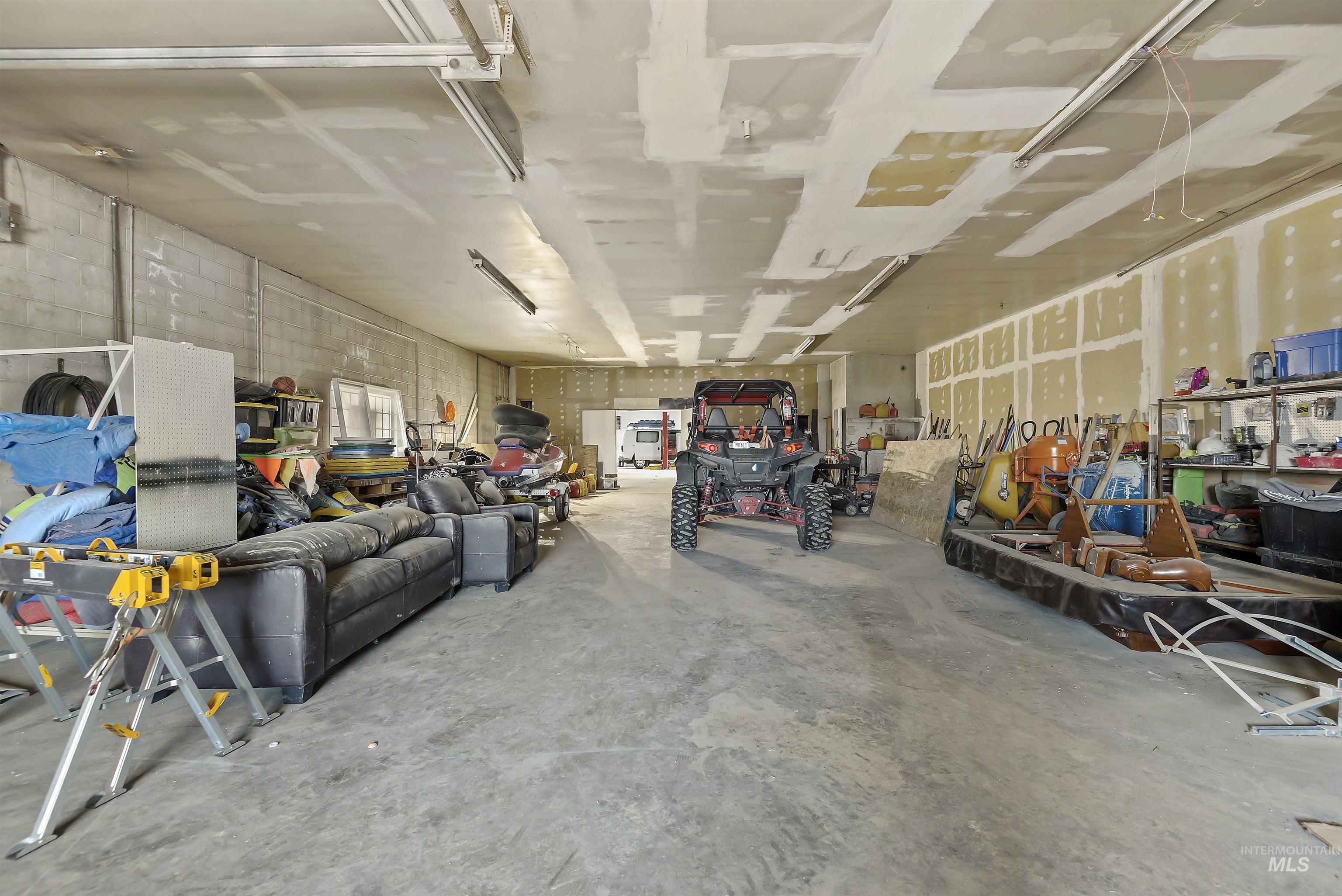 22553 Old Highway 30