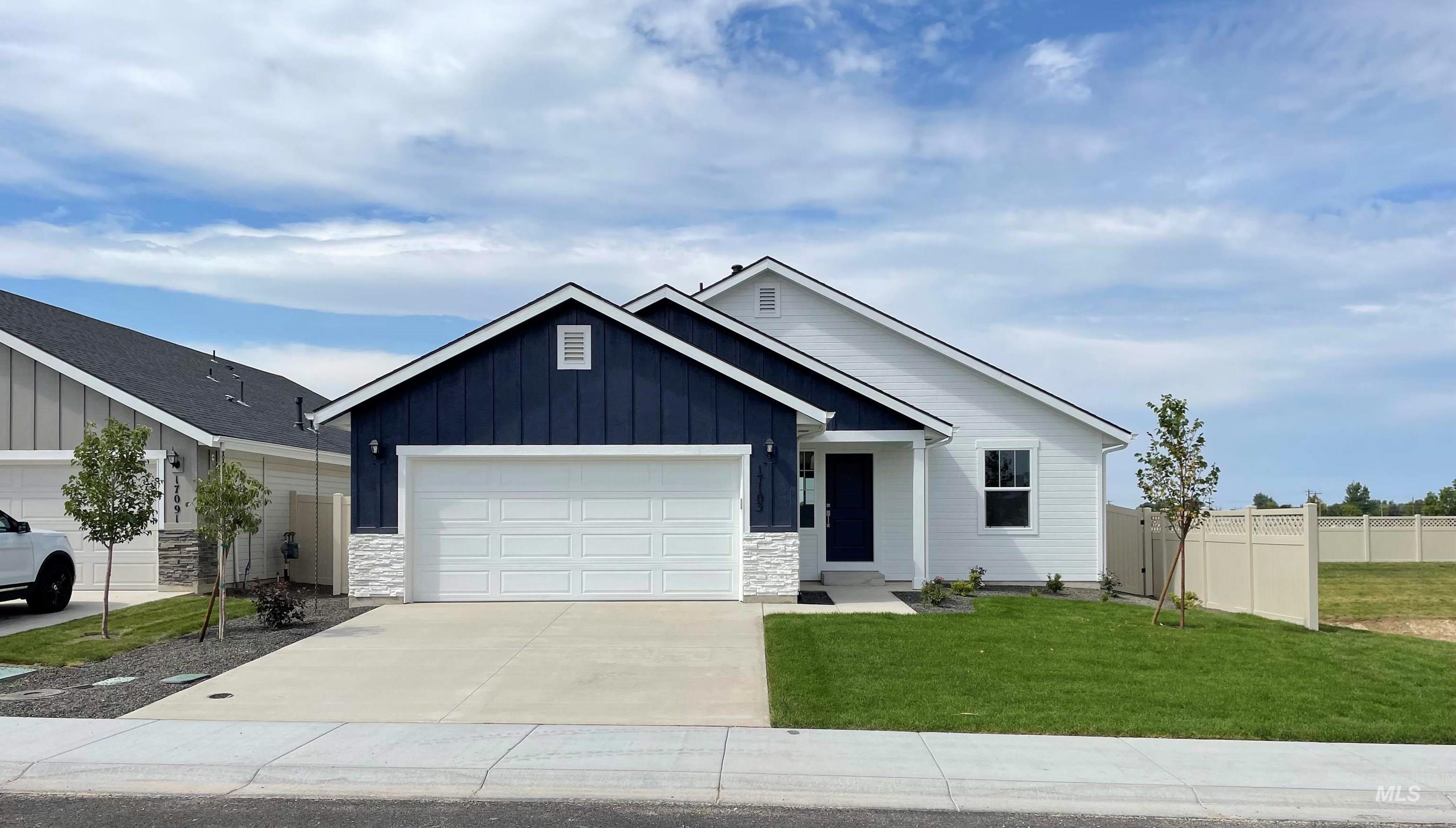 17103 N Thomas Paine Way