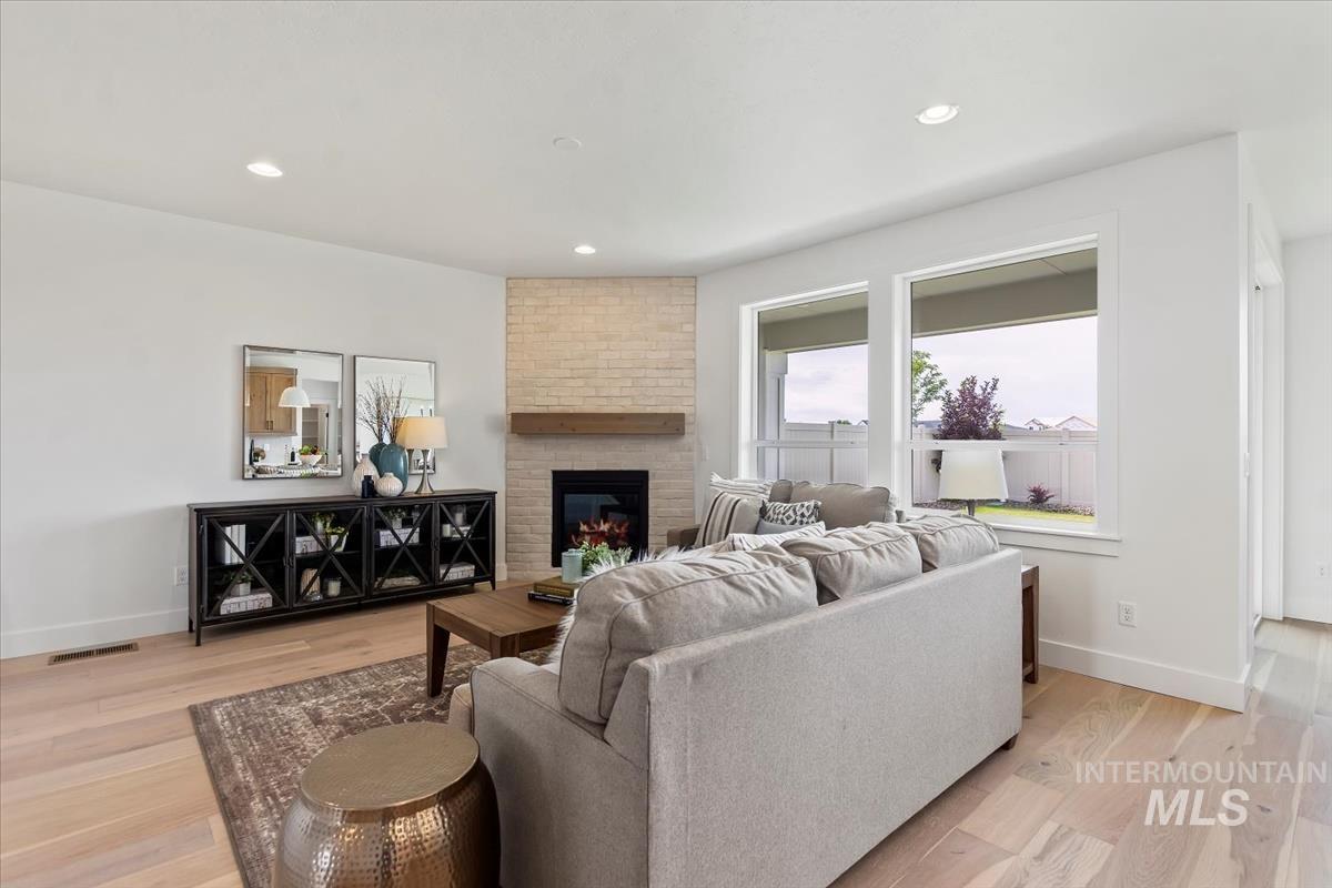 11213 W Heliopsis Dr