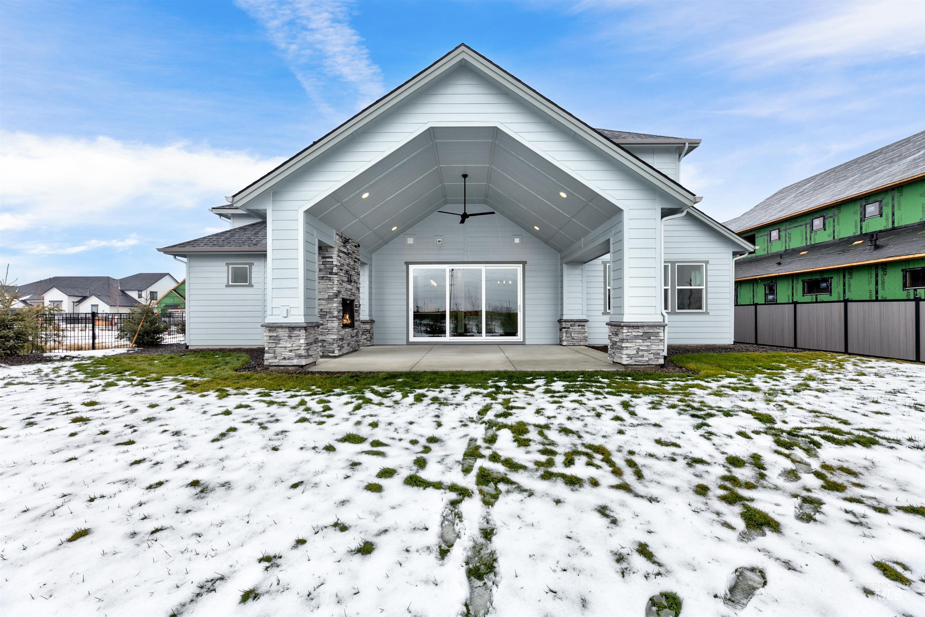 5608 W Polecat Dr