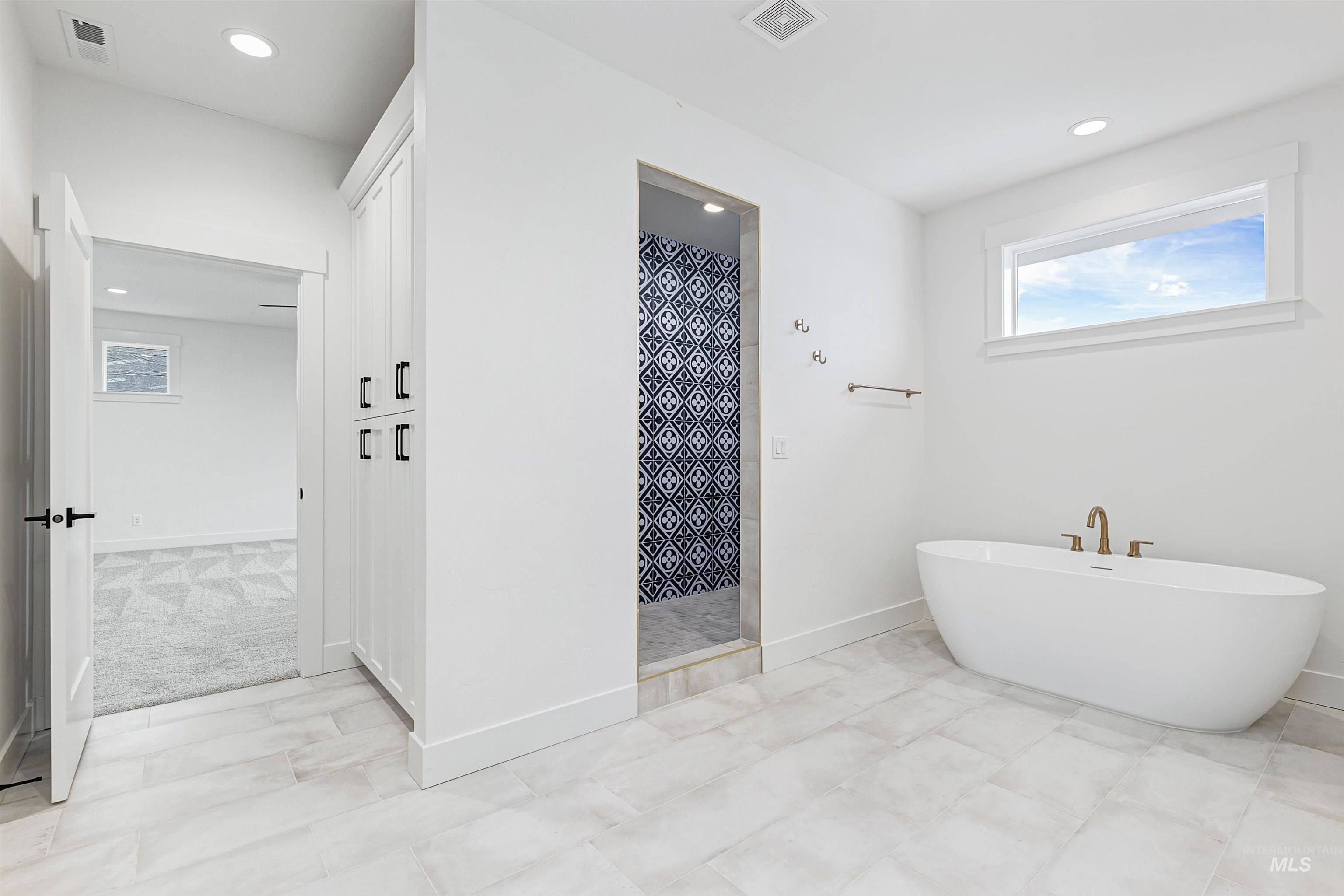 125 S Eagles Roost Way