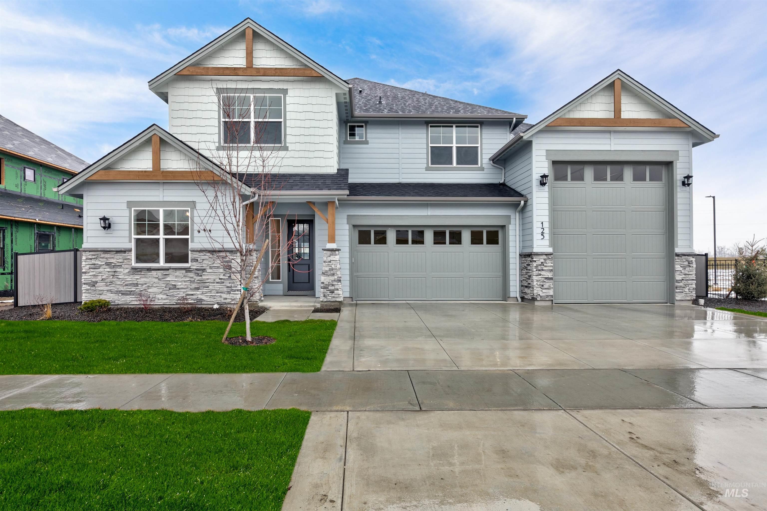 125 S Eagles Roost Way