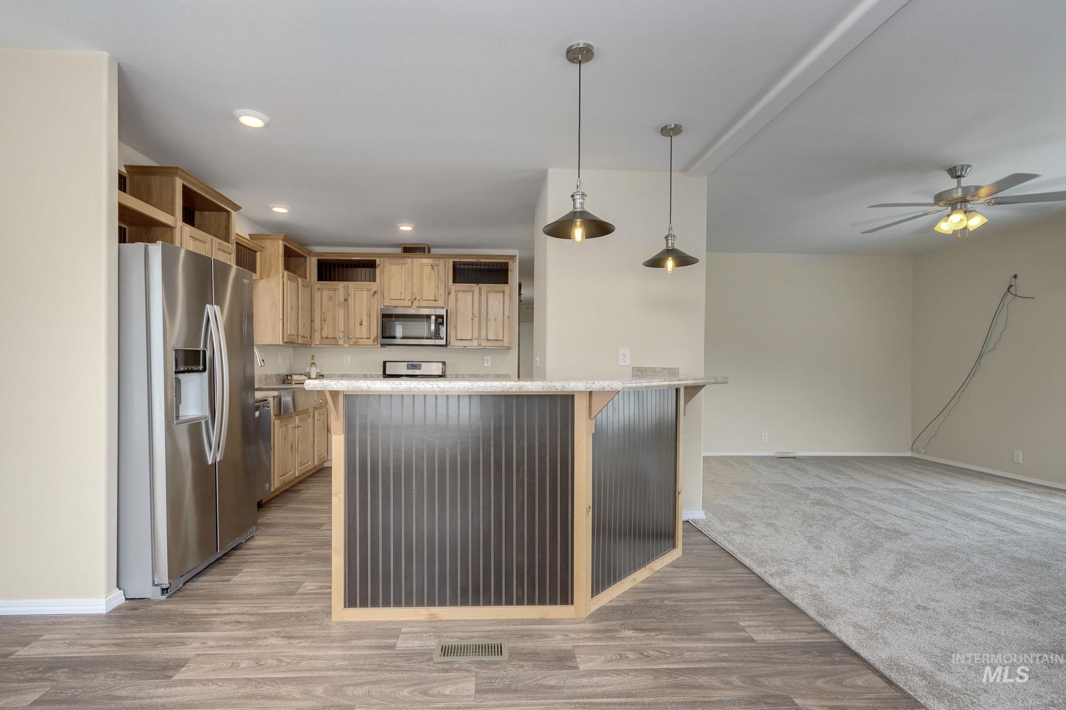 2401 S Owyhee St Unit: 8