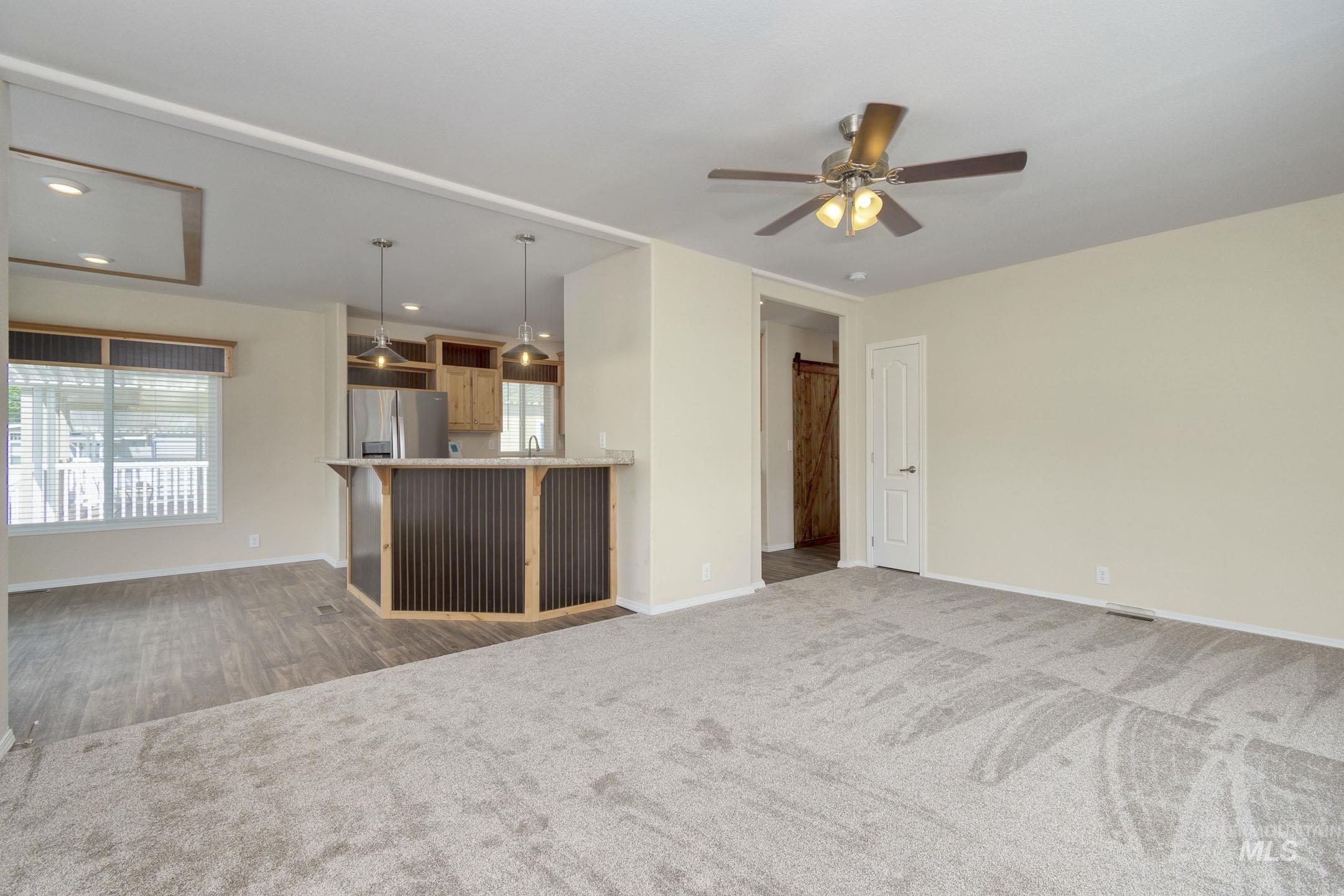 2401 S Owyhee St Unit: 8