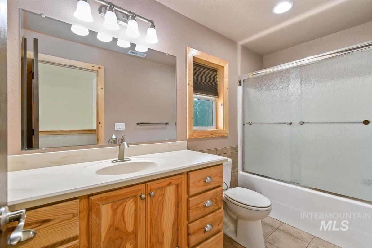 22843 W Buskirk Drive